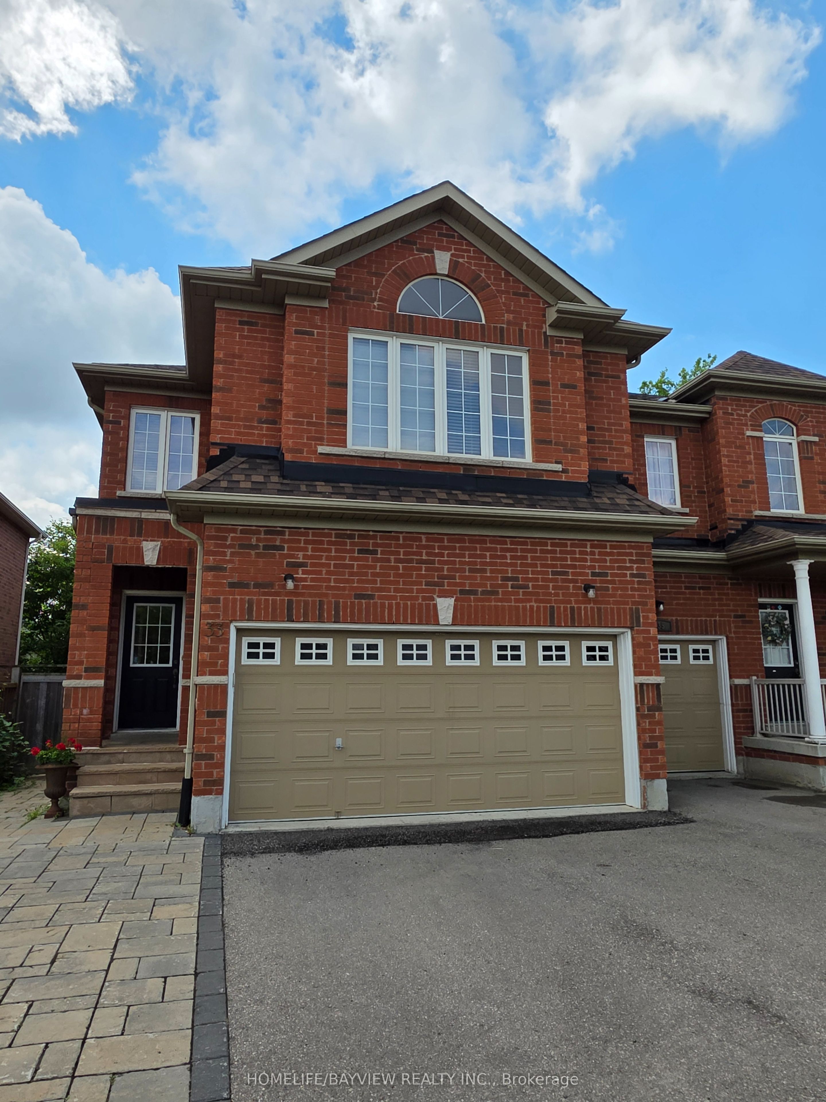 33 Aikenhead Avenue Main & 2nd, Richmond Hill, ON L4S 0A8 photo 3