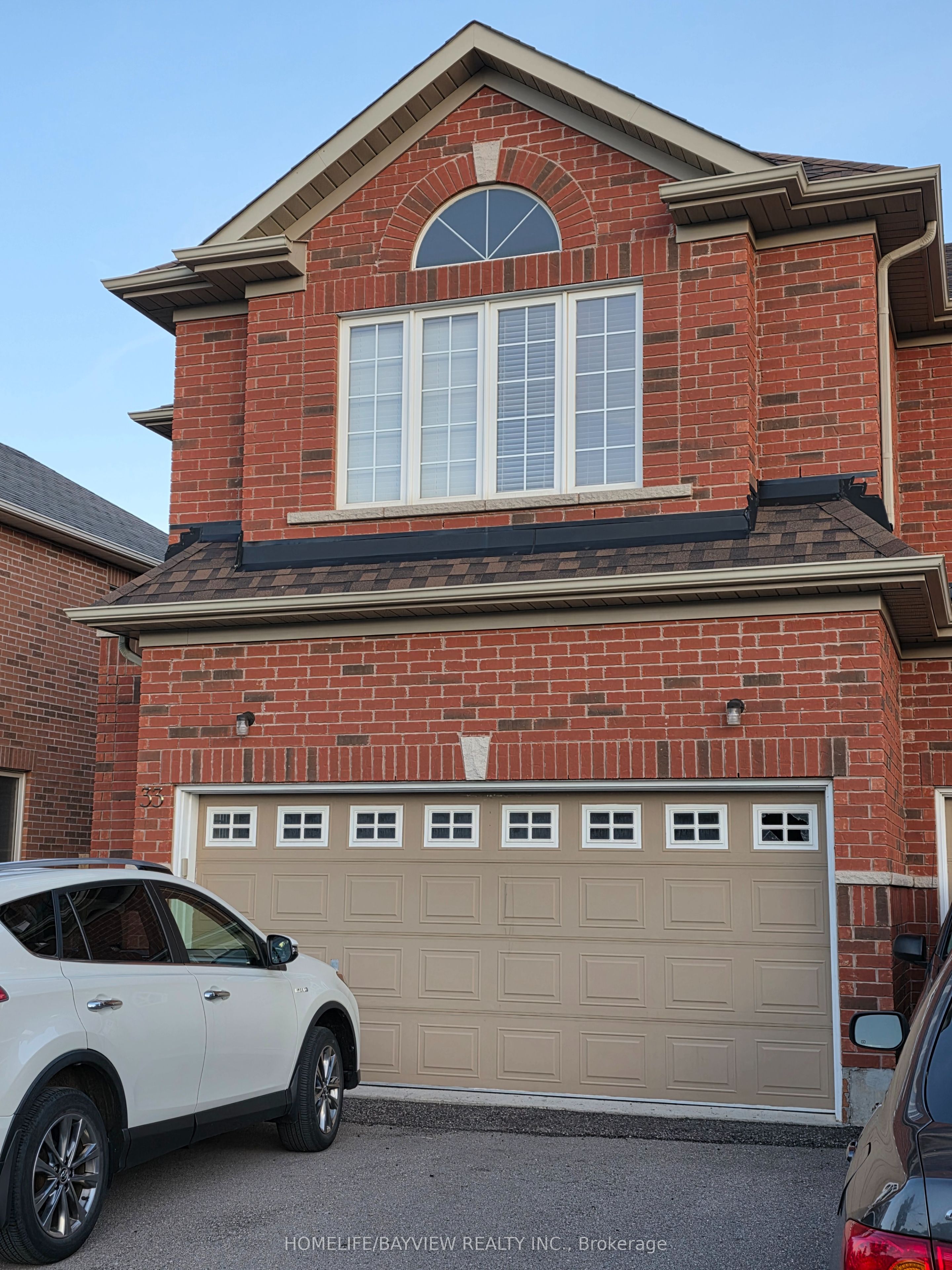 33 Aikenhead Avenue Main & 2nd, Richmond Hill, ON L4S 0A8 photo 5