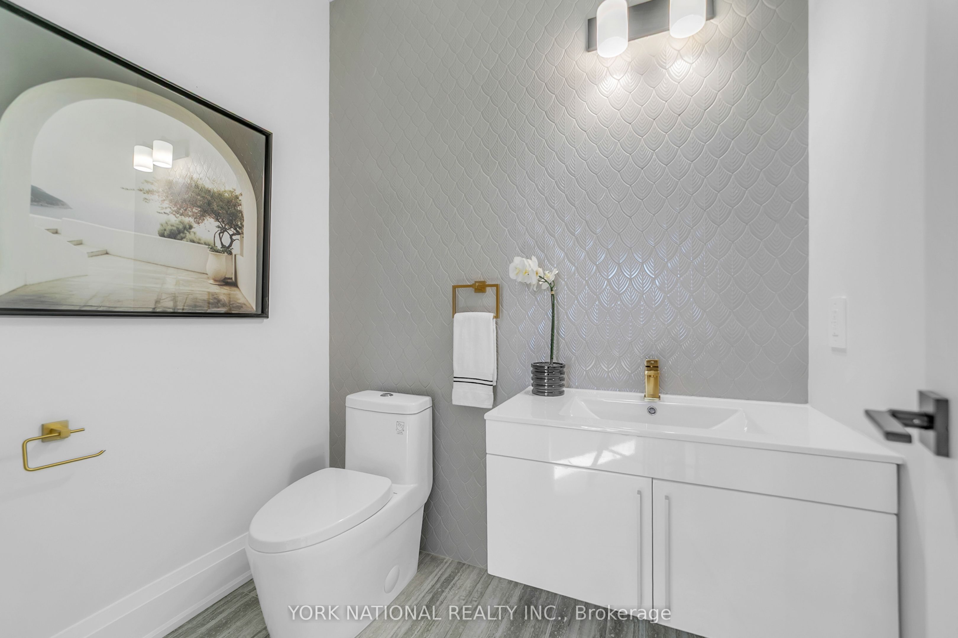 59 Charles Street 1, Newmarket, ON L3Y 3V7 photo 5