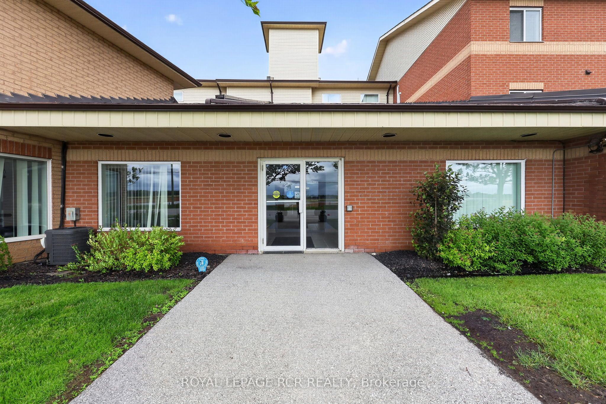 247 King Street N 113, New Tecumseth, ON L9R 1N4 photo 5