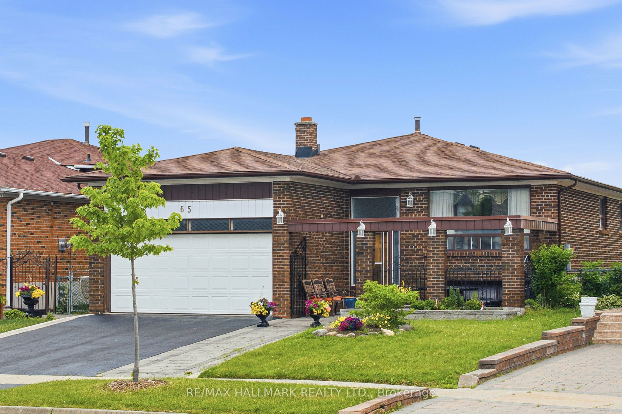 65 Oakhill Road, Vaughan, ON L4L 2H2 photo 2