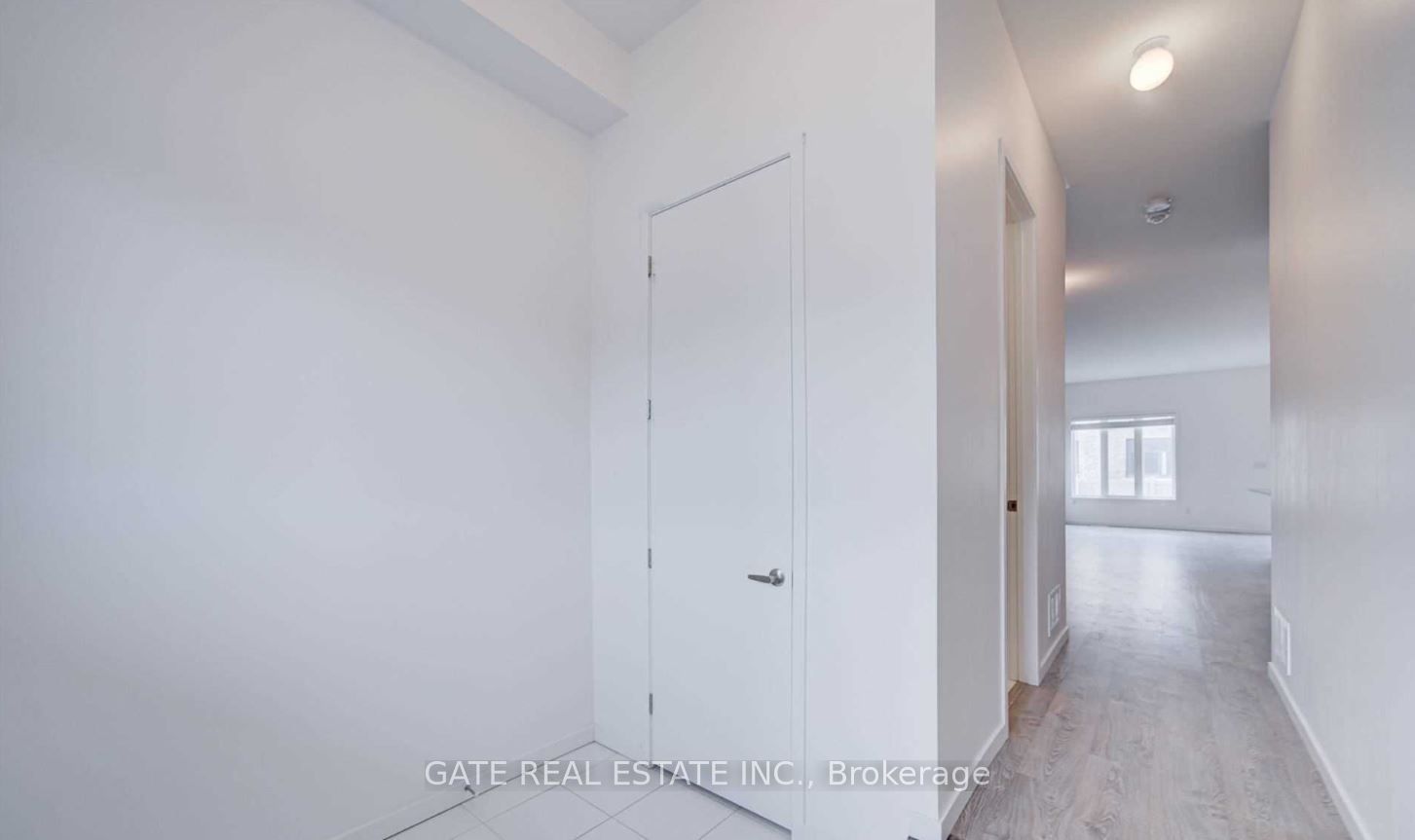 189 Elyse Court, Aurora, ON L4G 2C9 photo 5