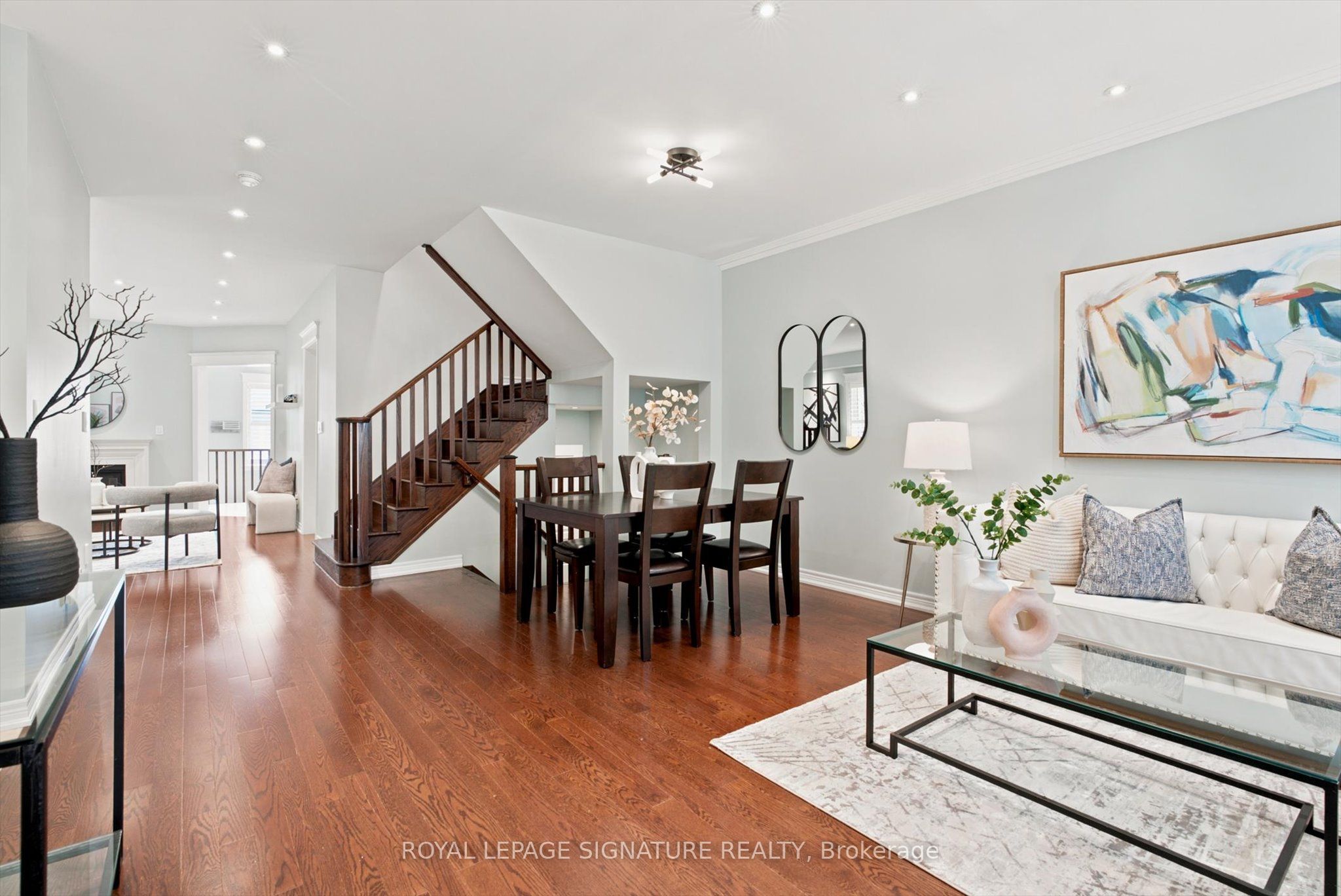 6 Mayapple Lane, Richmond Hill, ON L4E 1B8 photo 4