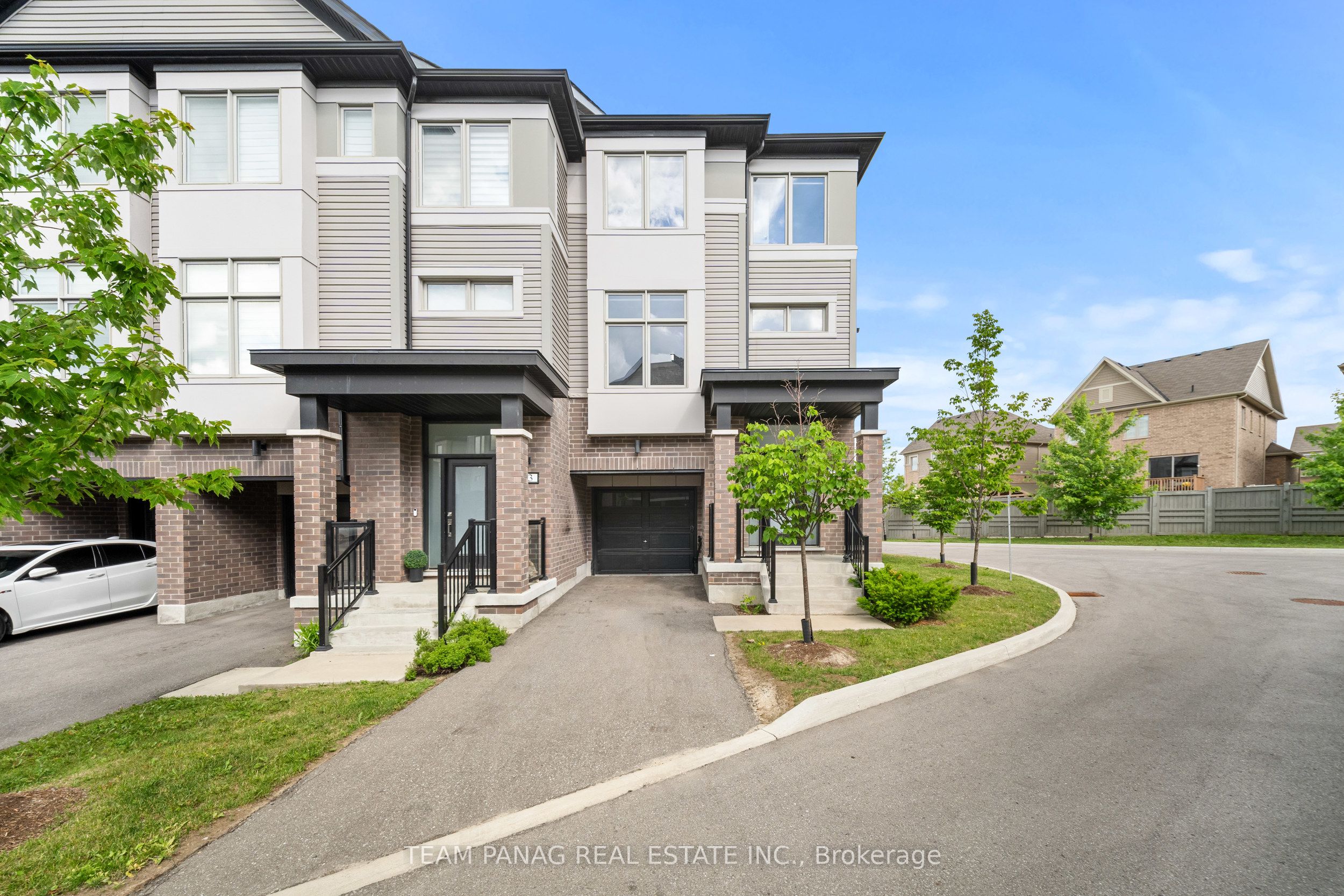 65 Totten Trail, New Tecumseth, ON L0G 1W0 photo 4