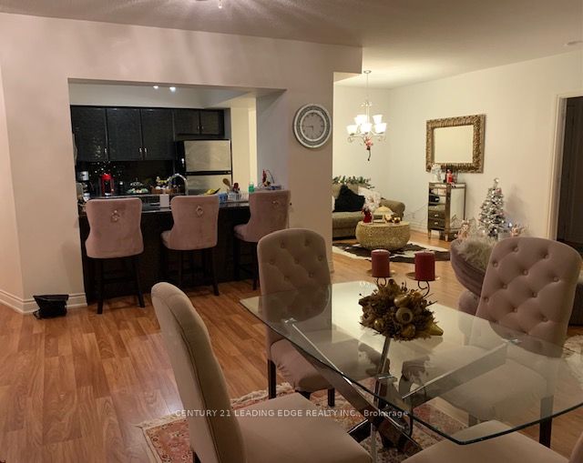 9225 Jane Street 1016, Vaughan, ON L6A 0J7