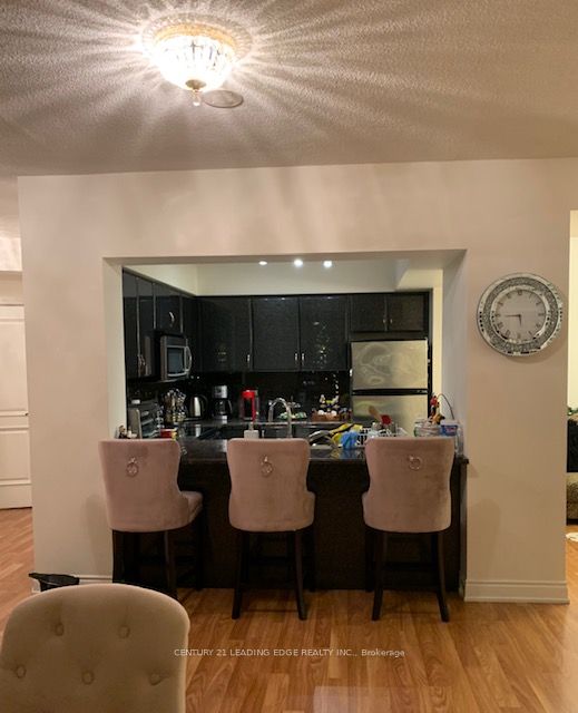 9225 Jane Street 1016, Vaughan, ON L6A 0J7 photo 2