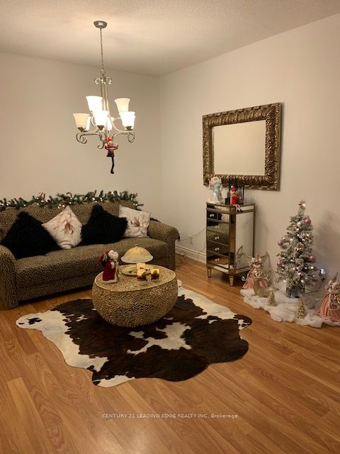 9225 Jane Street 1016, Vaughan, ON L6A 0J7 photo 5