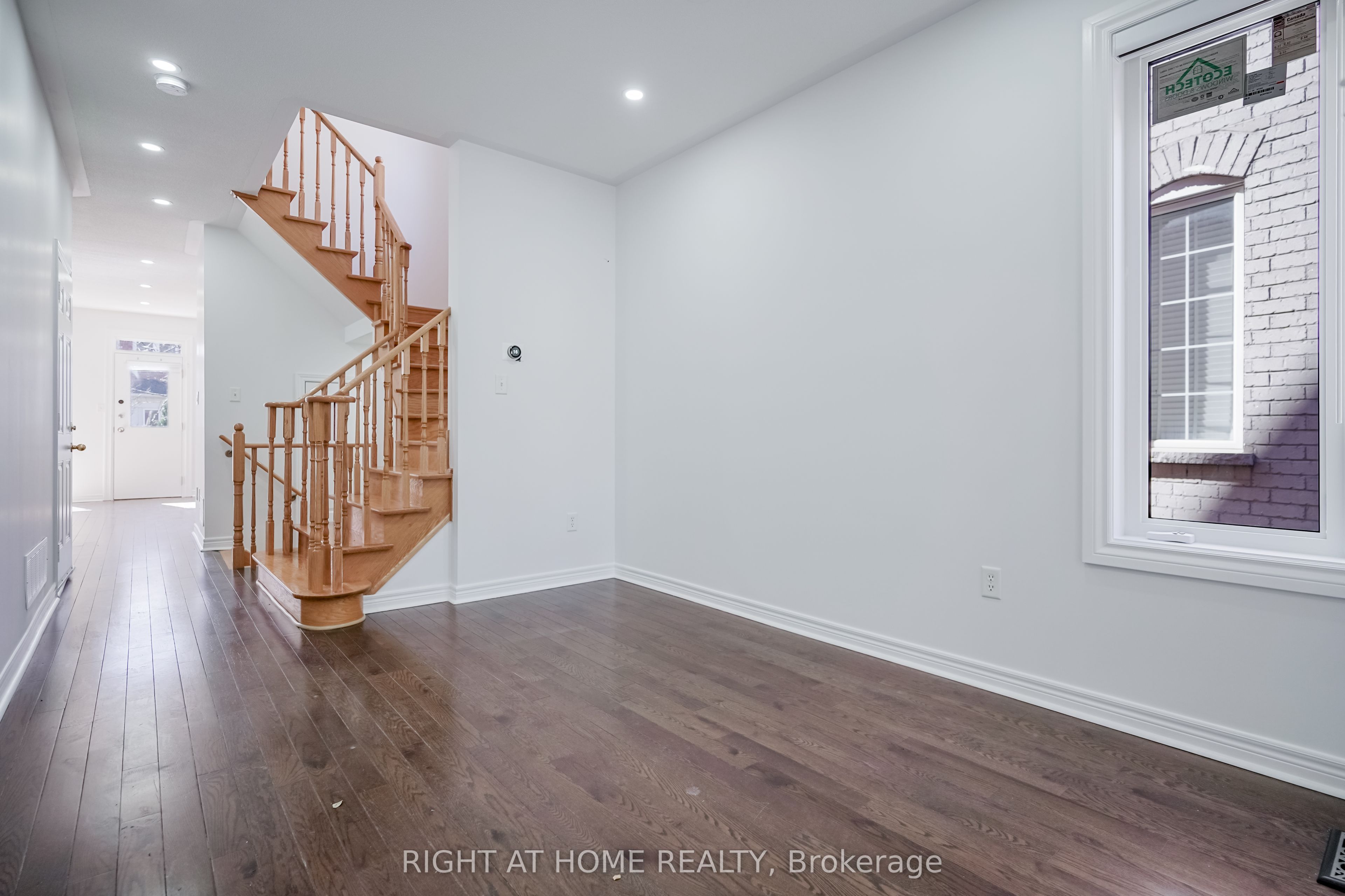 74 Amos Lehman Way, Whitchurch-Stouffville, ON L4A 0L3 photo 5