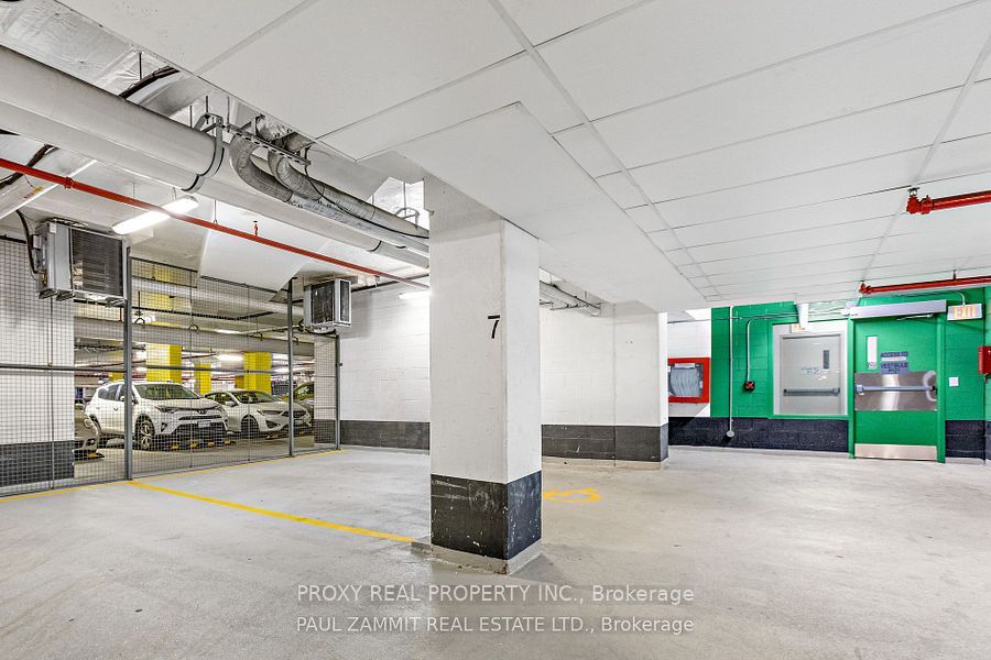 7167 Yonge Street 621, Markham, ON L3T 0E1 photo 2