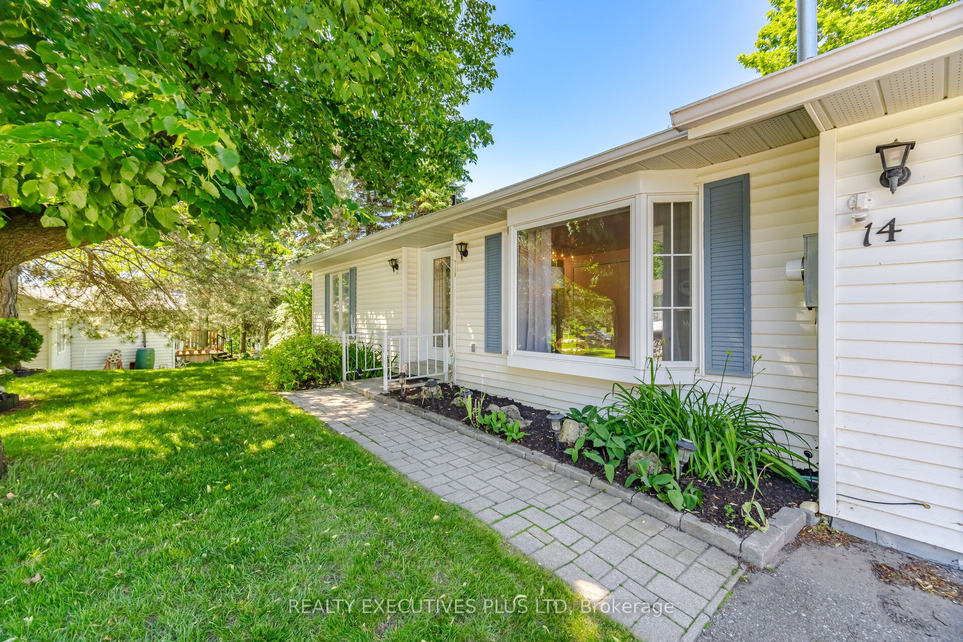 14 Butternut Court, New Tecumseth, ON L0G 1W0 photo 3