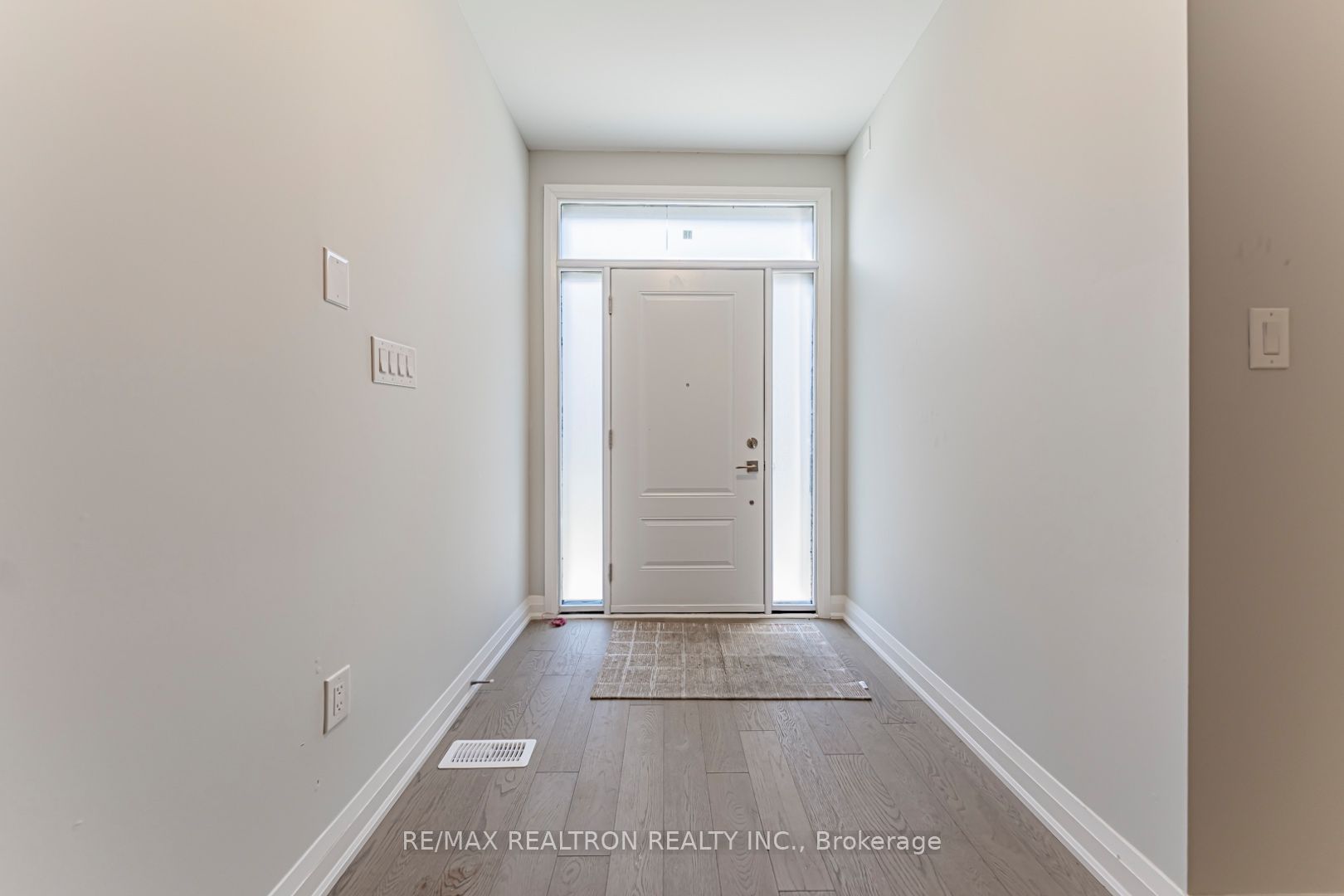 260 Eagle Street 18, Newmarket, ON L3Y 1K1 photo 5