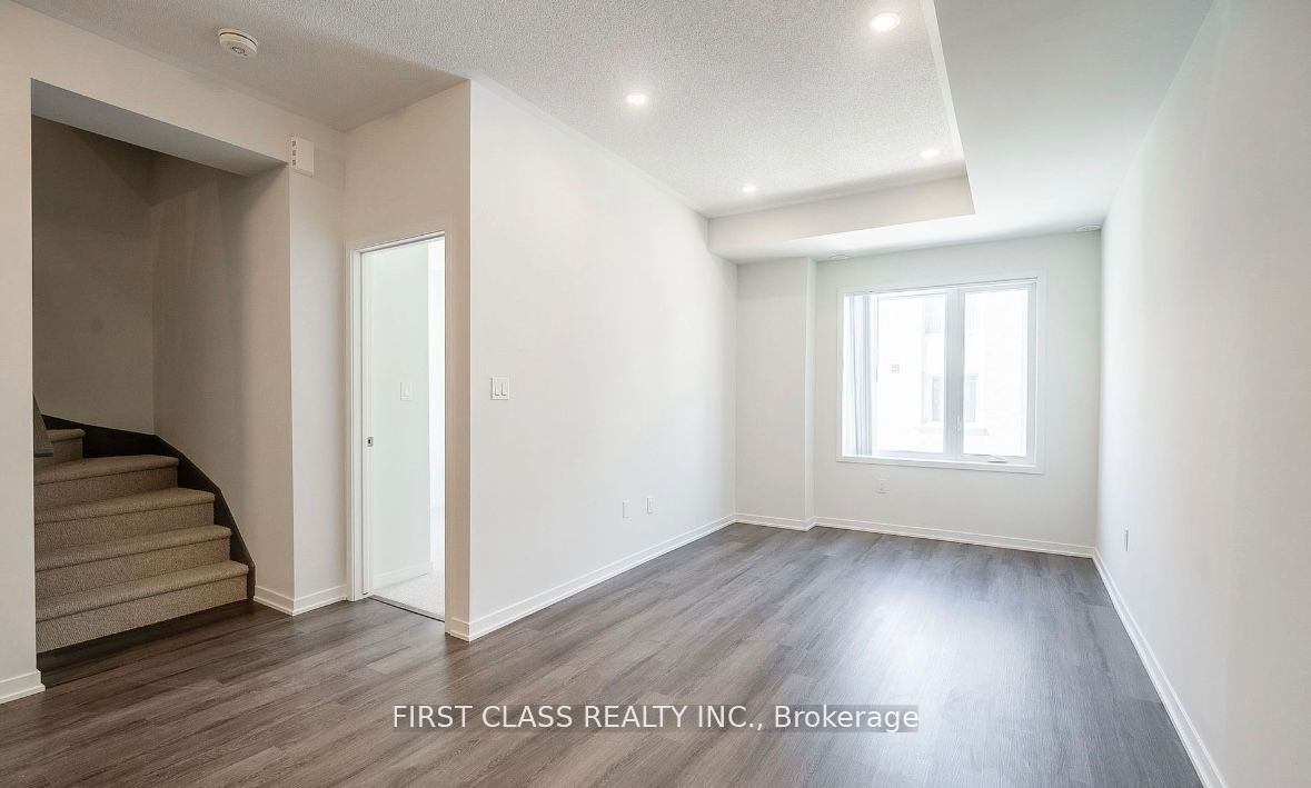 141 Honeycrisp Crescent TH194, Vaughan, ON L4K 0N7 photo 5
