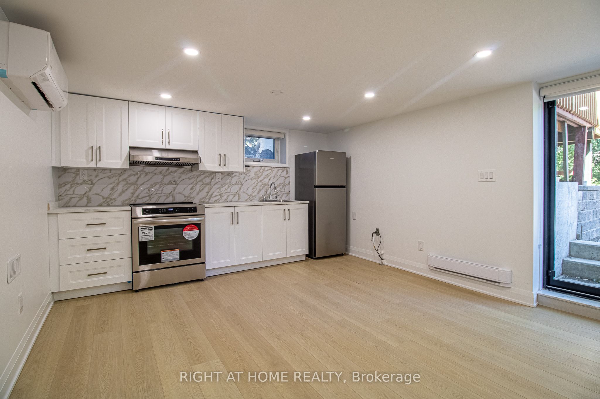 88 Highland Park Boulevard, Markham, ON L3T 1B5 photo 3