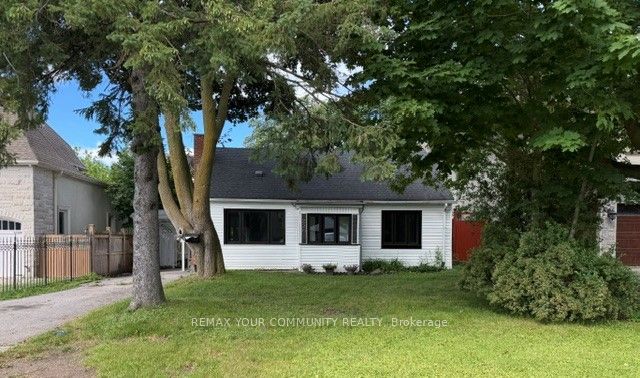 220 Ruggles Avenue, Richmond Hill, ON L4C 1Y5