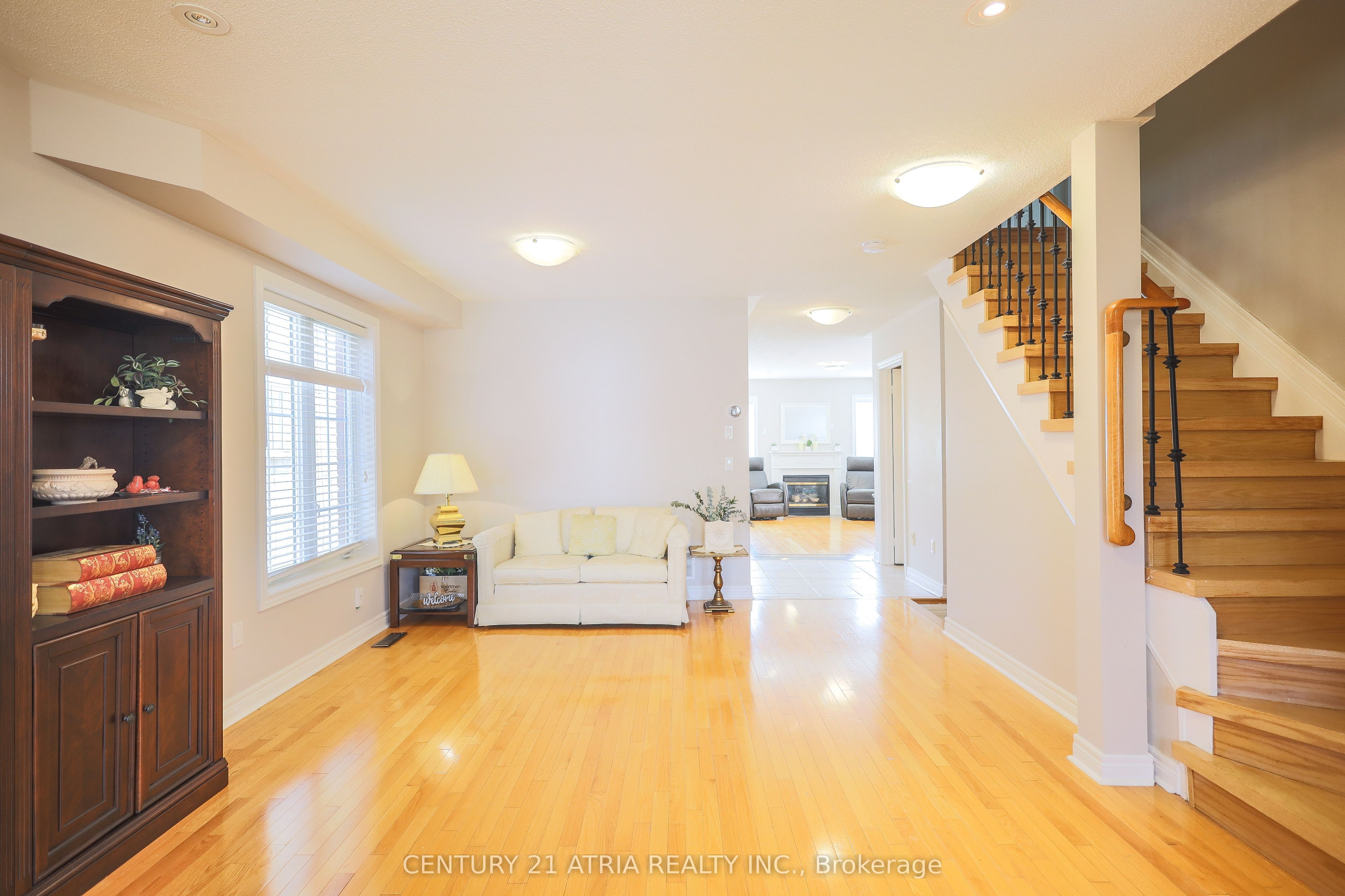 24 William Grant Road, Markham, ON L6E 1R7 photo 4