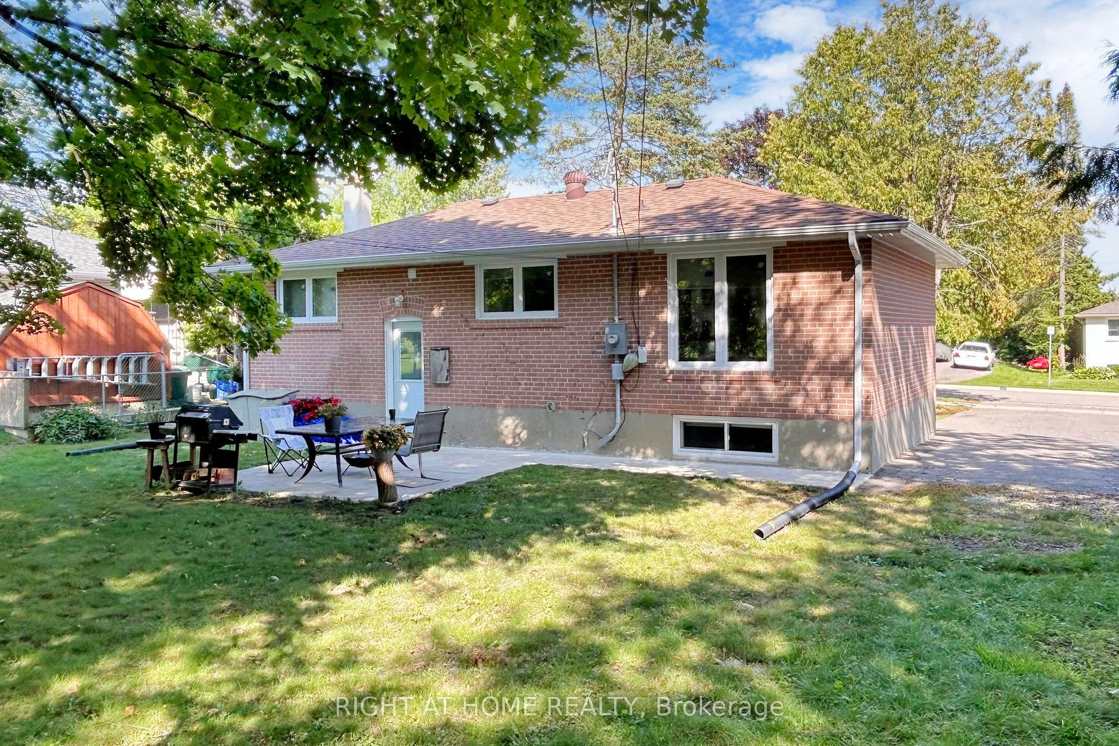 53 Foreht Crescent, Aurora, ON L4G 3E9 photo 3