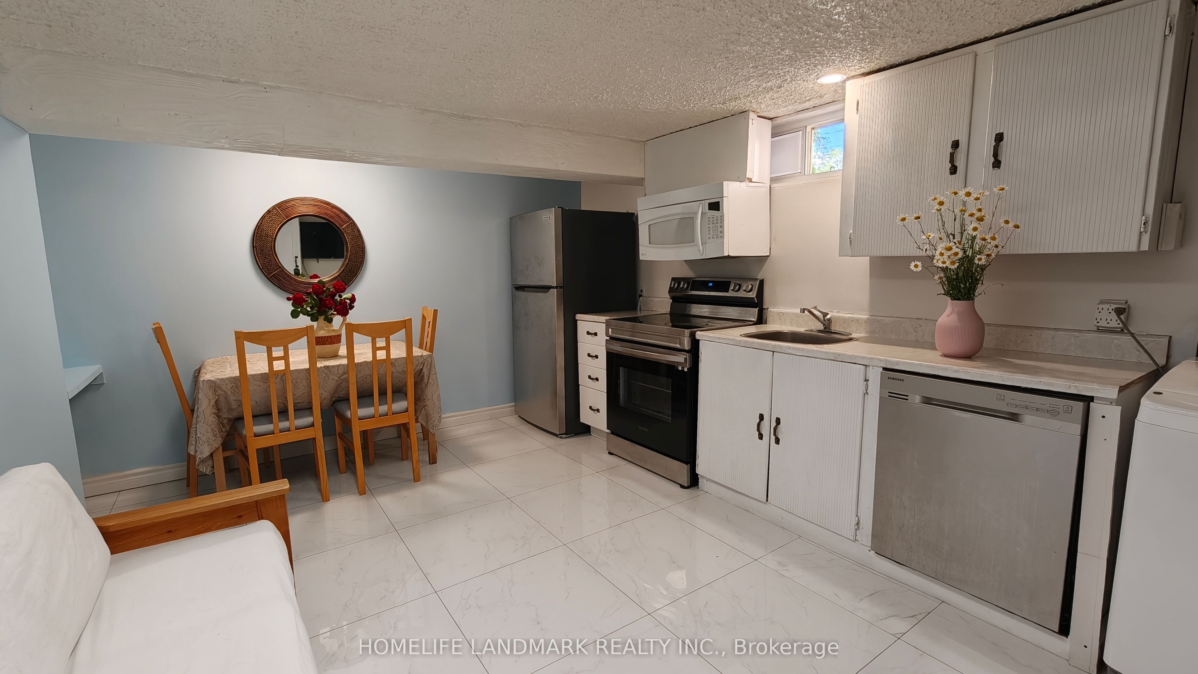 385 Marybay Crescent bsmt 1#, Richmond Hill, ON L4C 2X5 photo 4