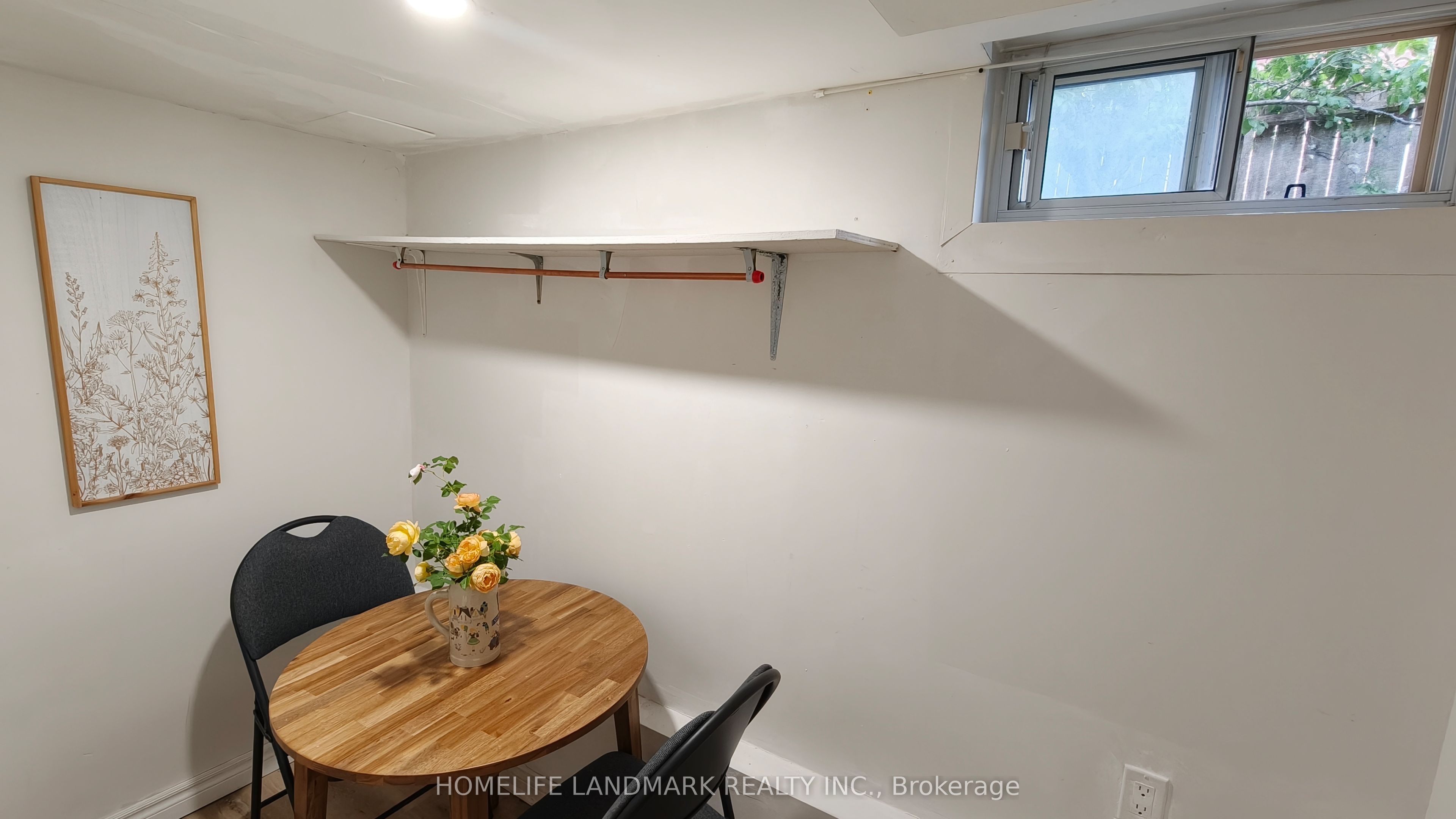 385 Marybay Crescent Basement #2, Richmond Hill, ON L4C 2X5 photo 4