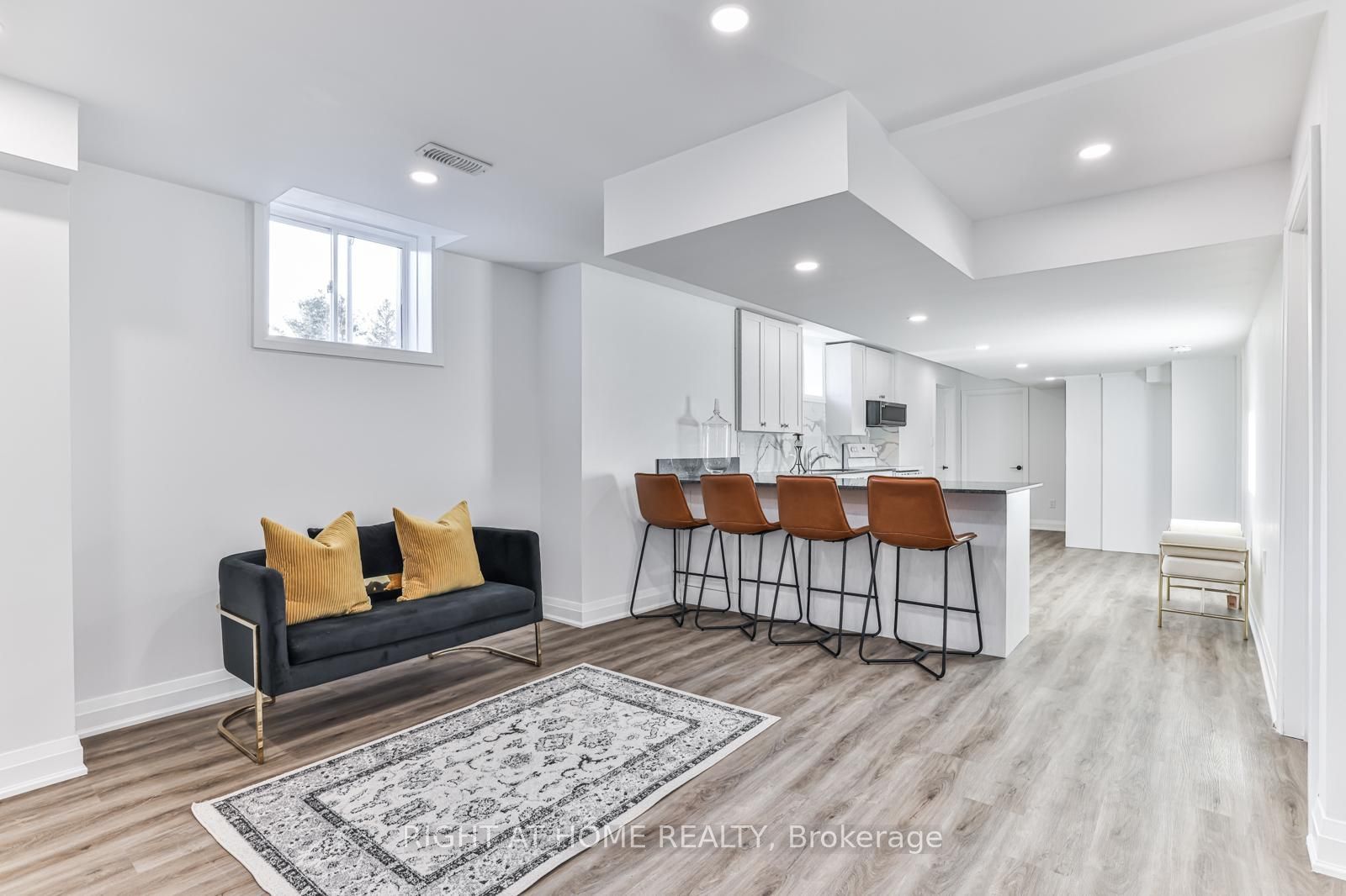 67 Ryerson Drive Basement, Vaughan, ON L4H 5C1 photo 2
