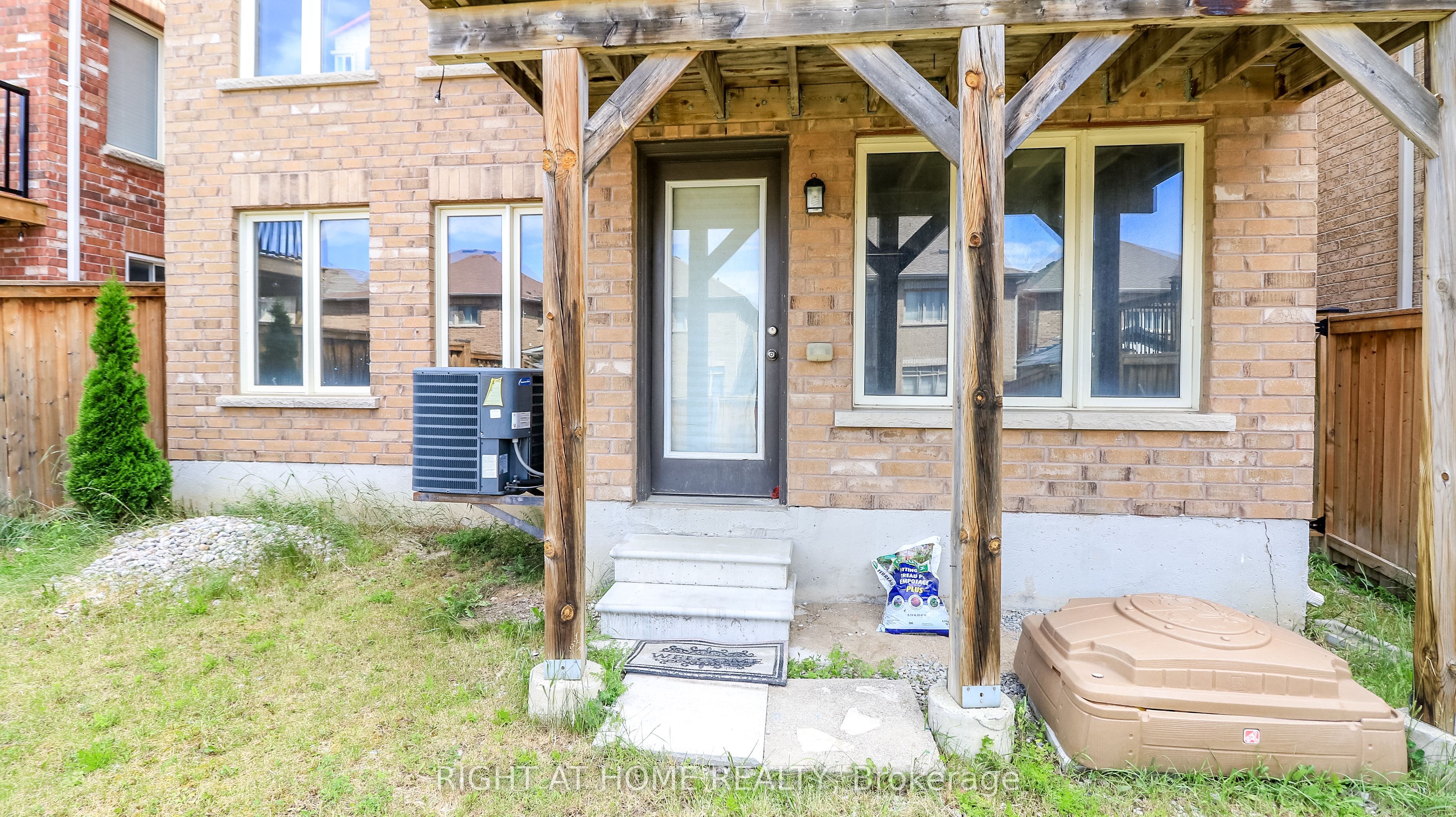 8 Cherry Lane, New Tecumseth, ON L9R 0M1 photo 5