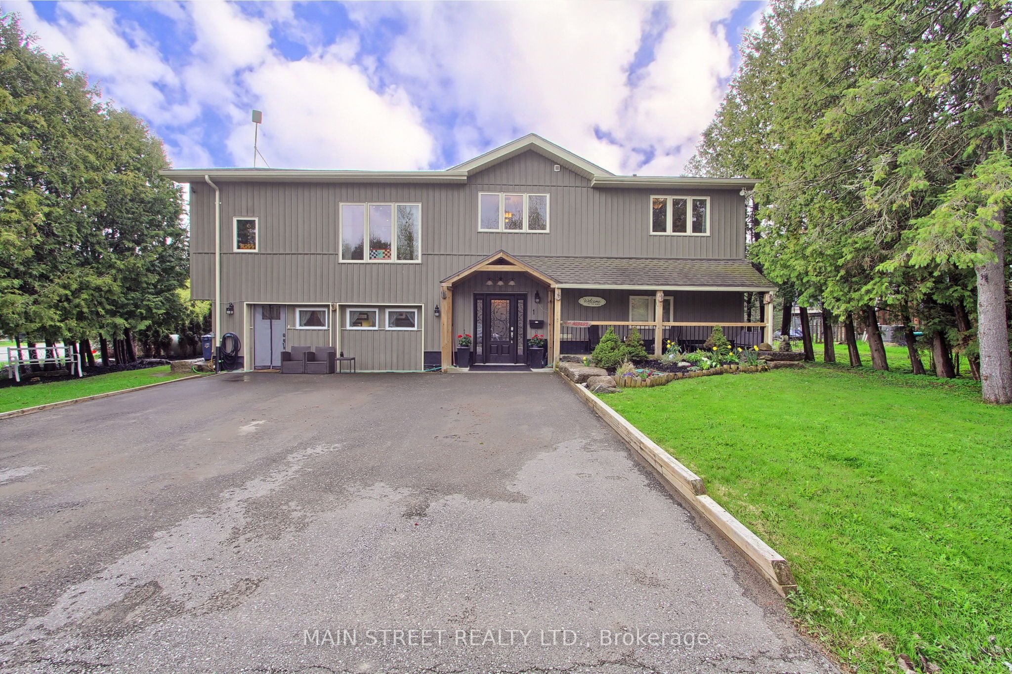 1 Mustard Street, Uxbridge, ON L9P 1R2 photo 3