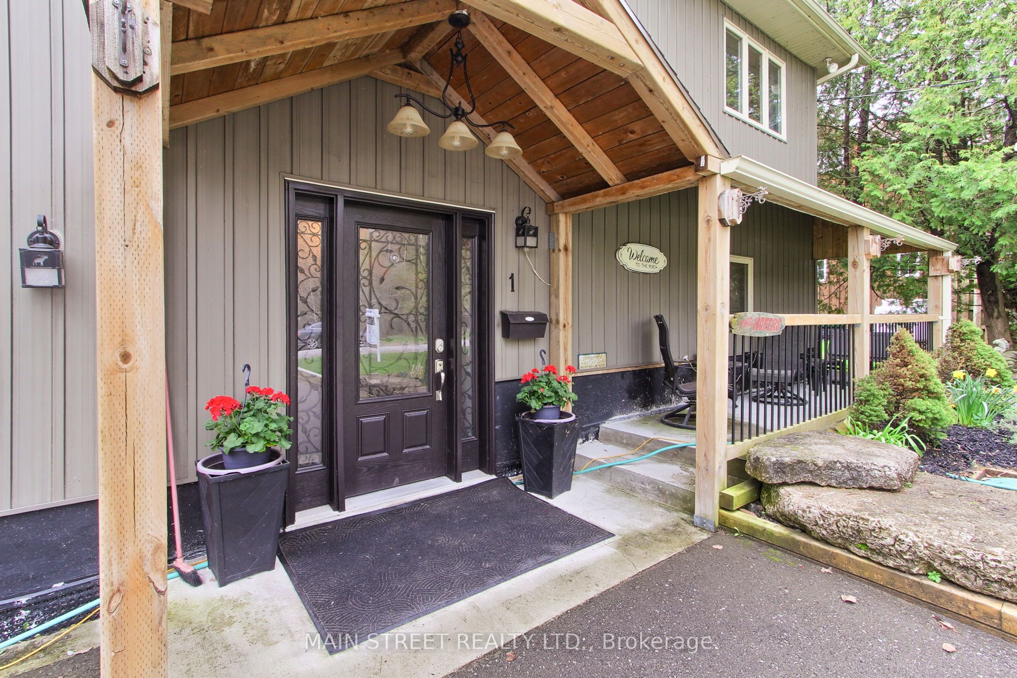 1 Mustard Street, Uxbridge, ON L9P 1R2 photo 5