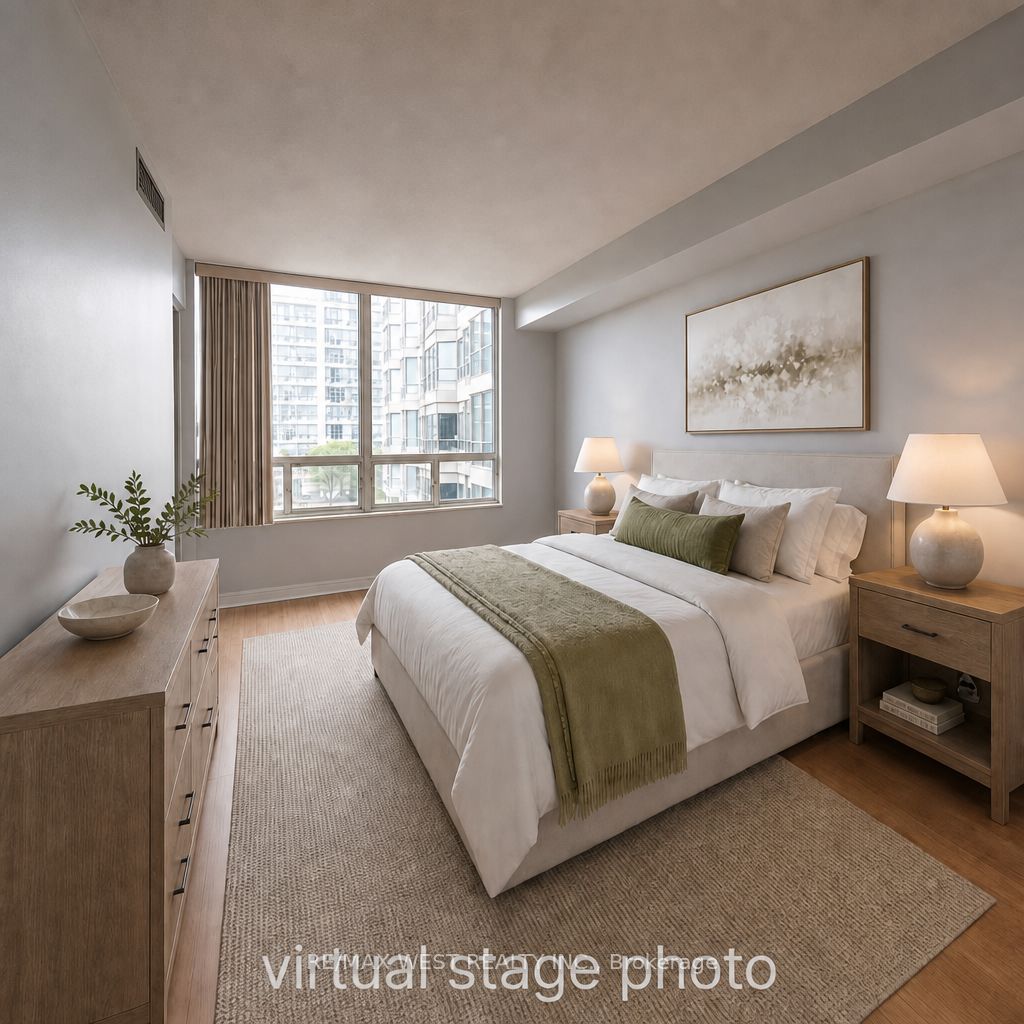 309 Major Mackenzie Drive E 513, Richmond Hill, ON L4C 9V5