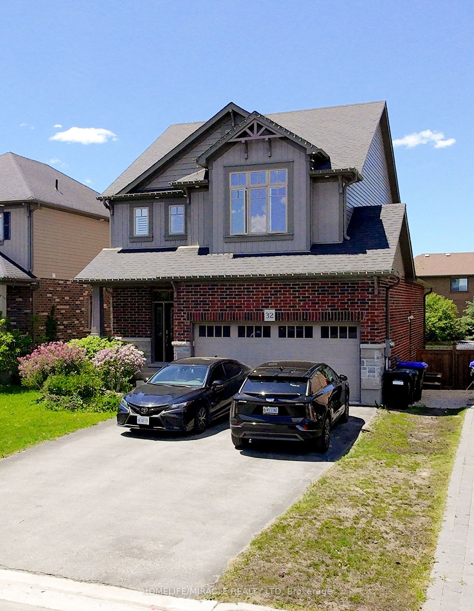 32 Carleton Trail, New Tecumseth, ON L0G 1A0 photo 2