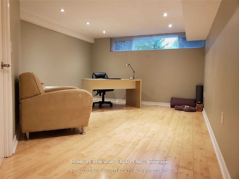 294 Taylor Mills Drive S Lower, Richmond Hill, ON L4C 2S6 photo 5