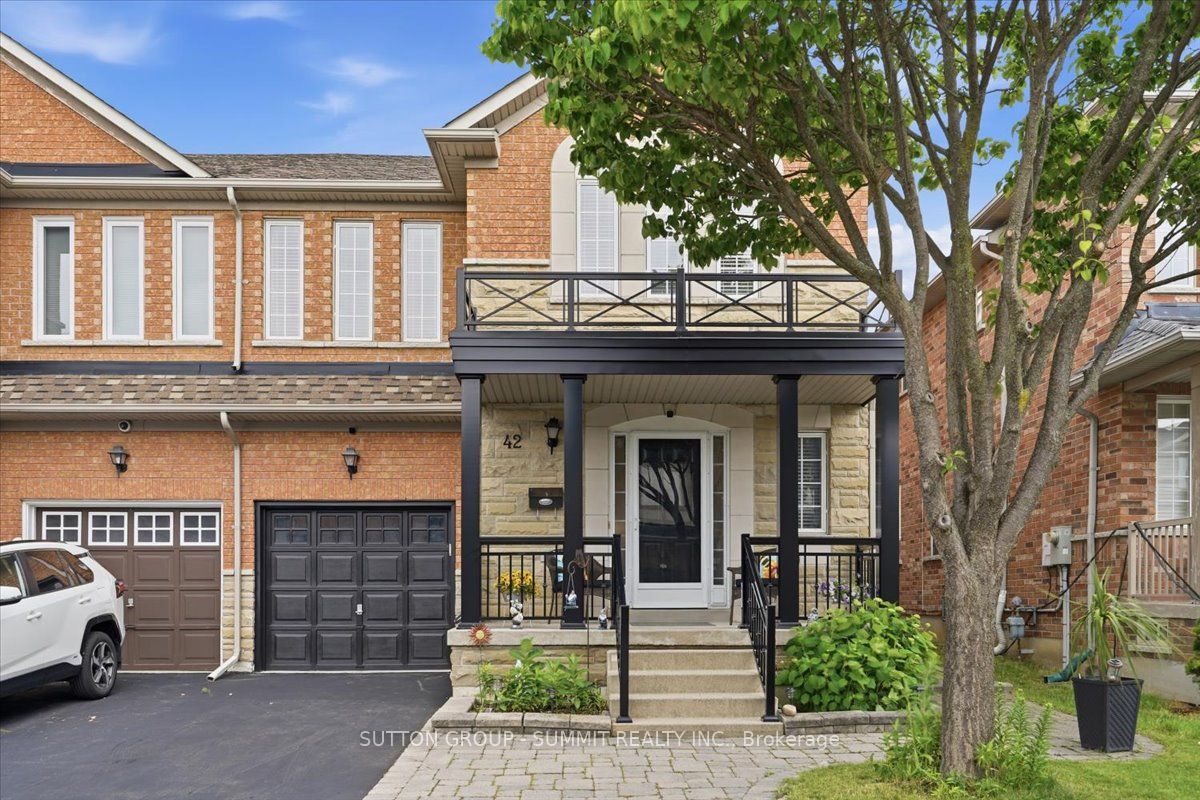 42 Dylan Street, Vaughan, ON L4H 2X5 photo 2