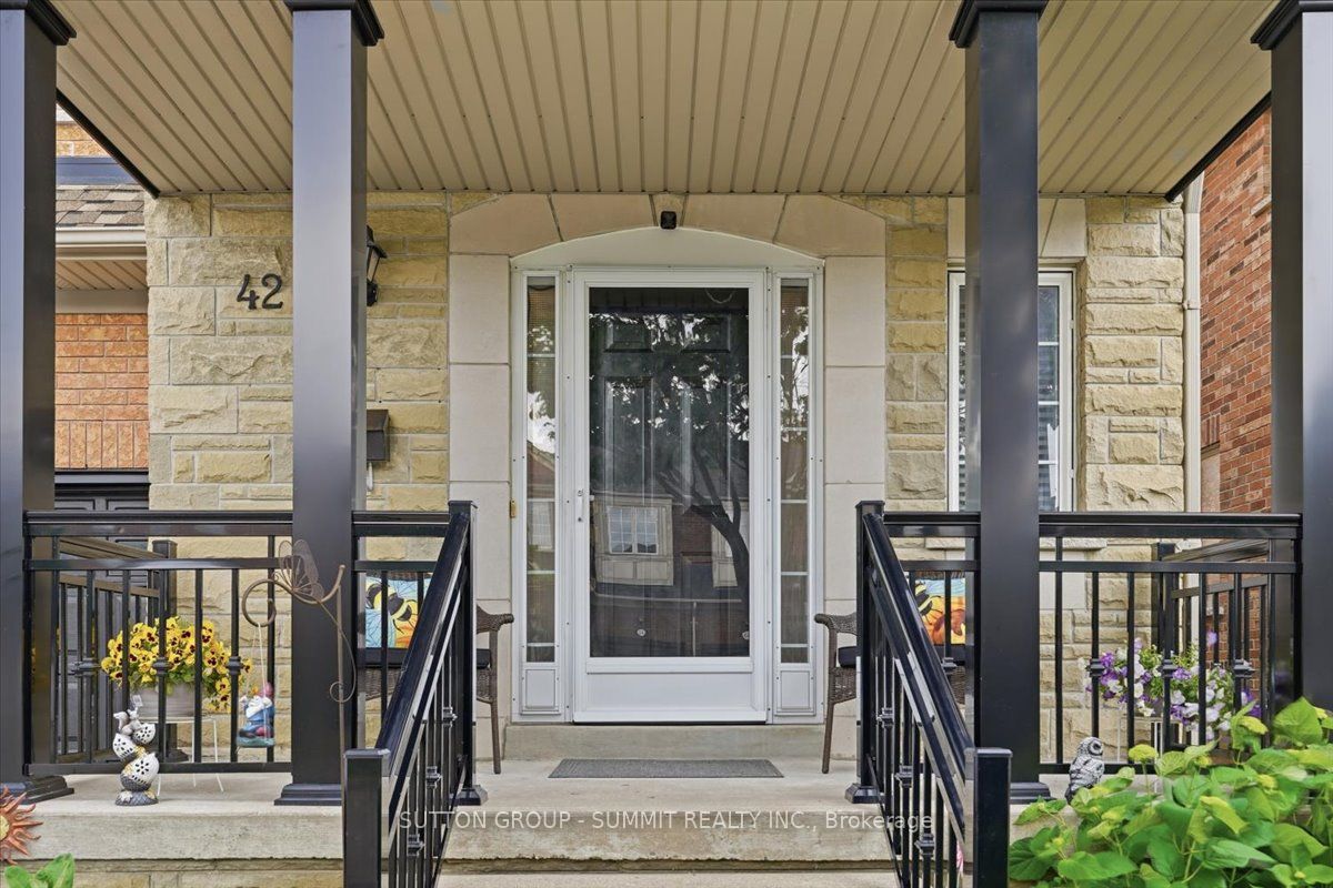 42 Dylan Street, Vaughan, ON L4H 2X5 photo 3