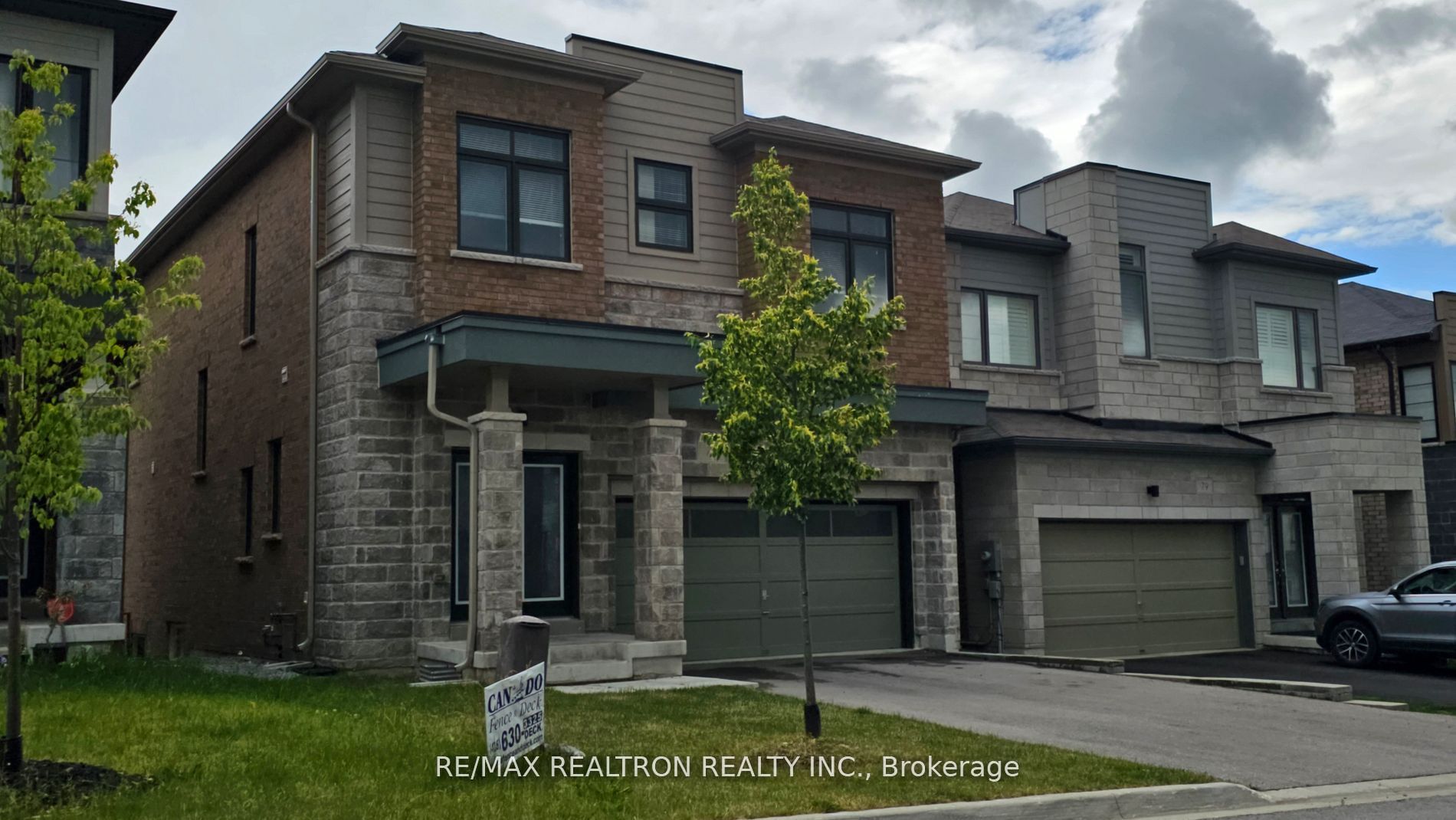 75 Tango Crescent, Newmarket, ON L3X 0K4