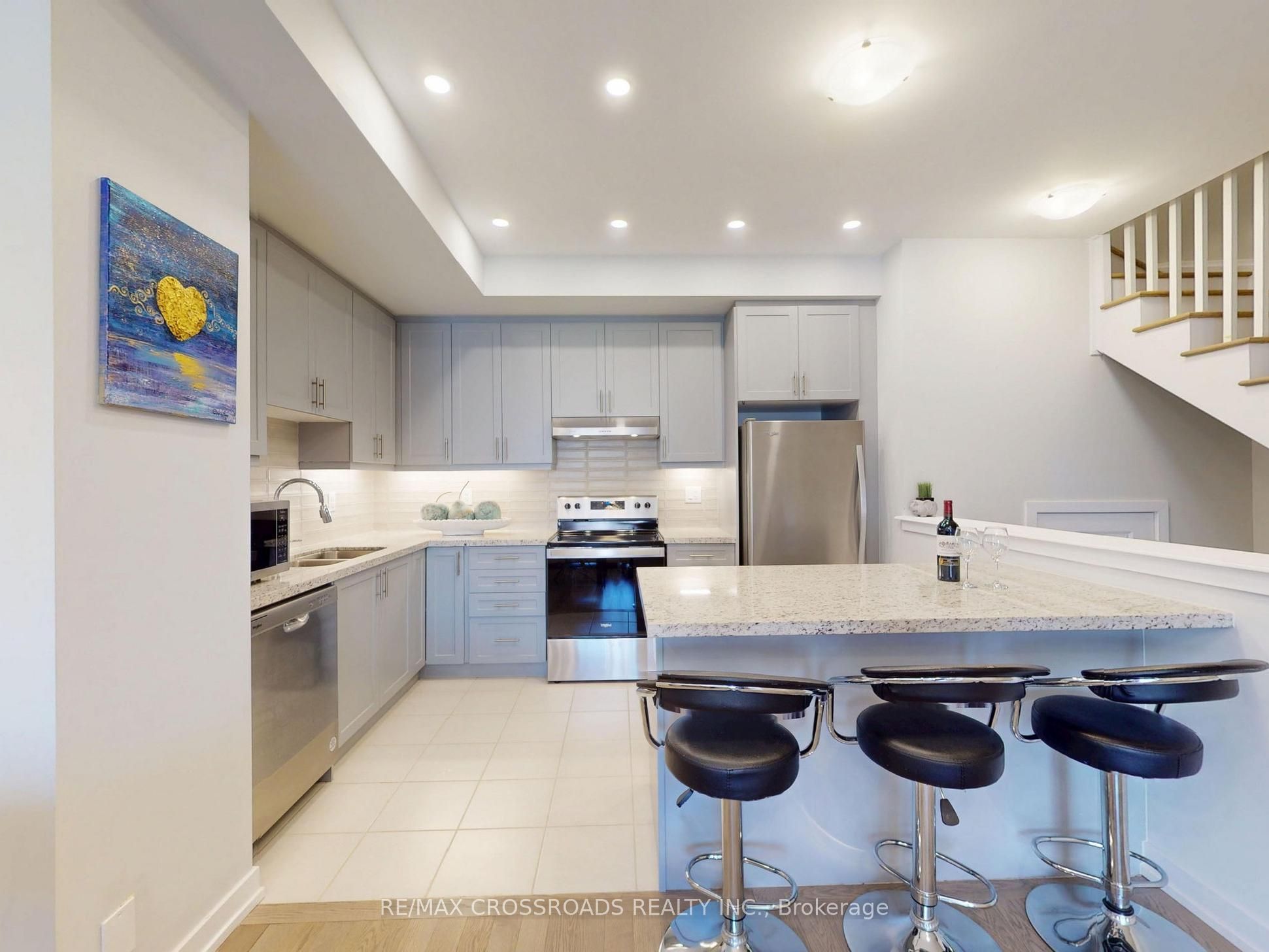 9 Oscar Steeper Lane, Markham, ON L6C 3L7 photo 4