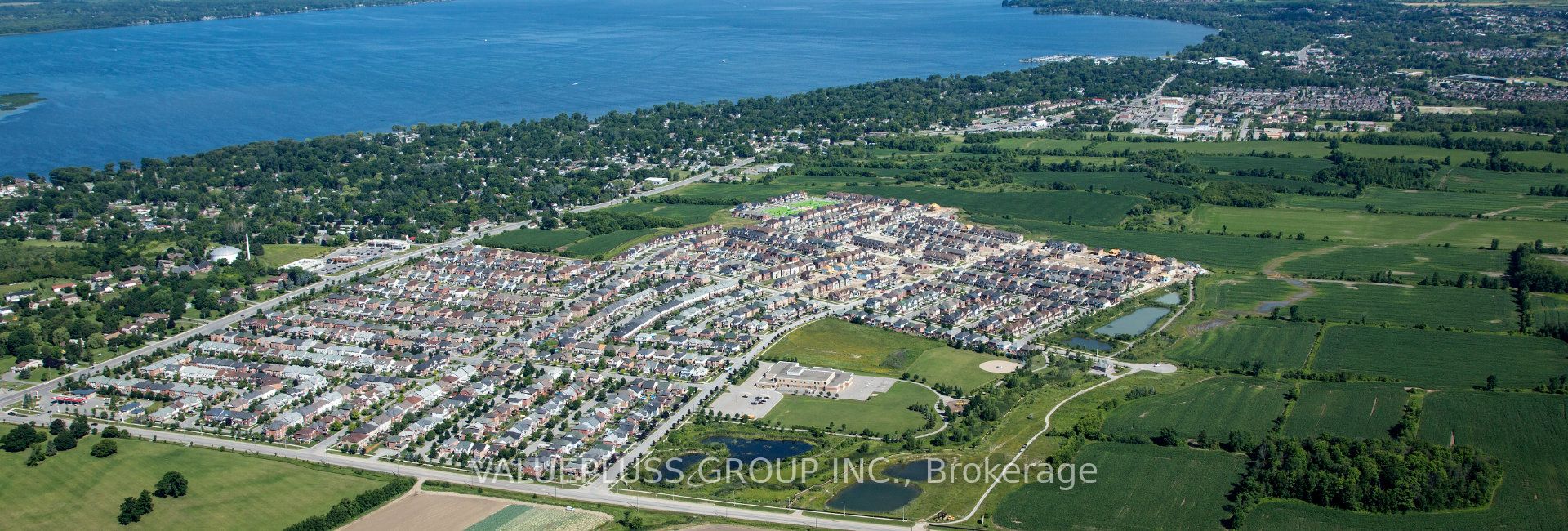 6 Bill Guy Drive, Georgina, ON L4P 0H9 photo 2