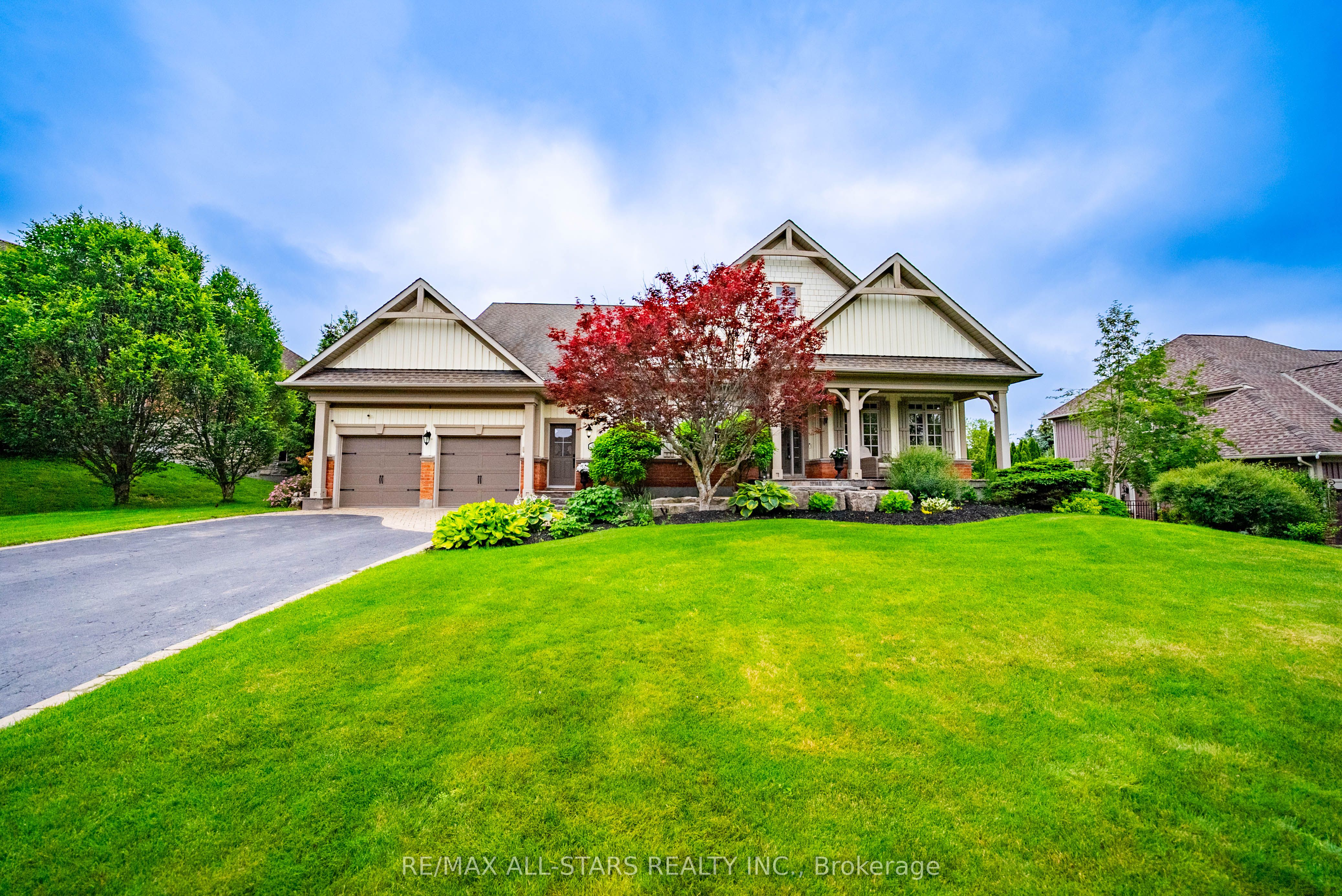 8 Forestgreen Drive, Uxbridge, ON L9P 0B8