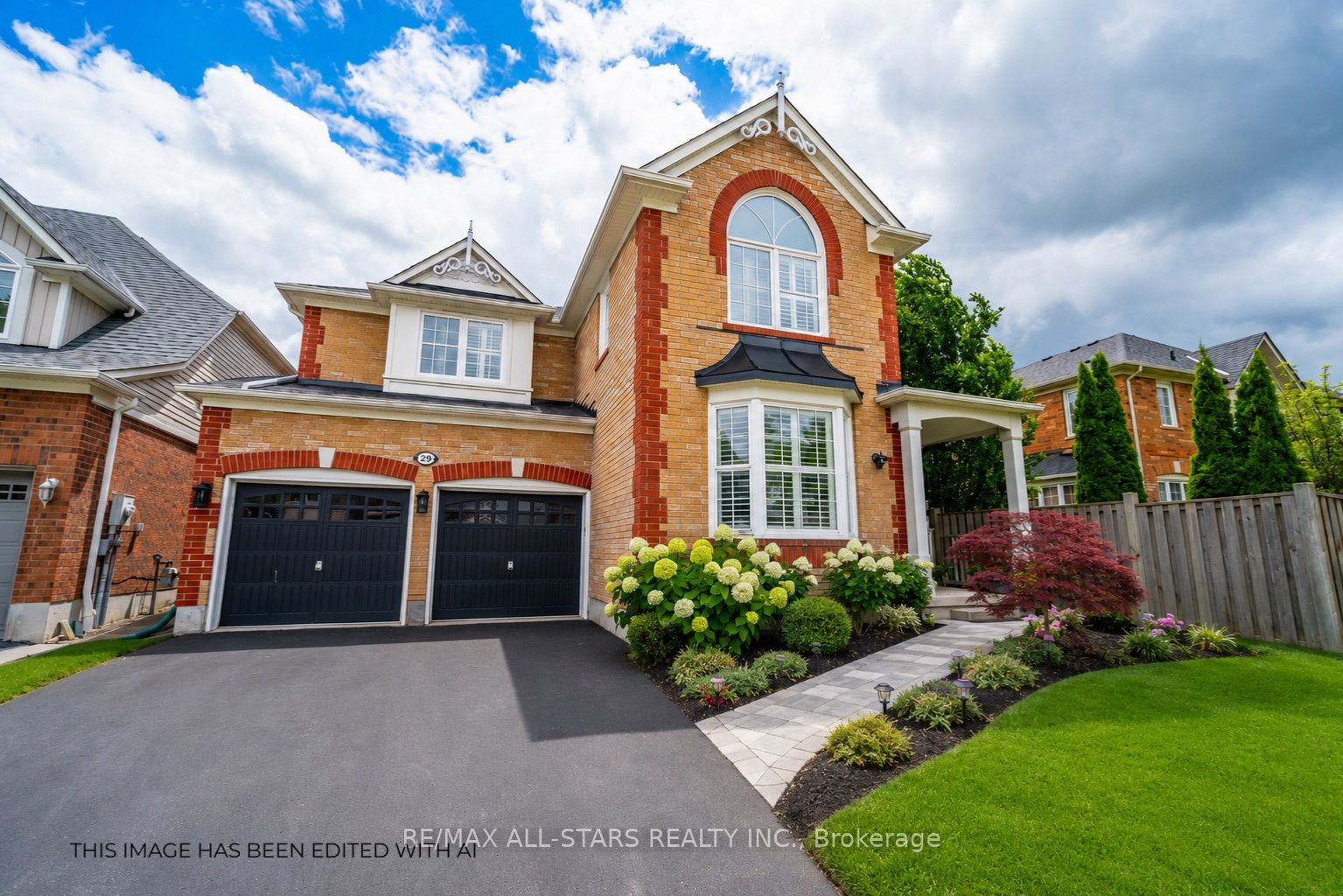 29 Little Rouge Circle, Whitchurch-Stouffville, ON L4A 0G2 photo 2