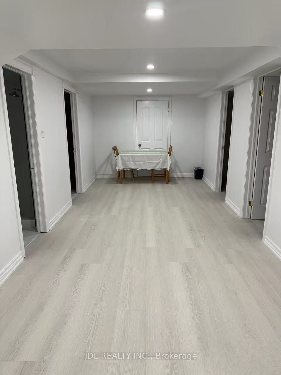 133(Furnished) Strathearn Avenue, Richmond Hill, ON L4B 2L2 photo 3