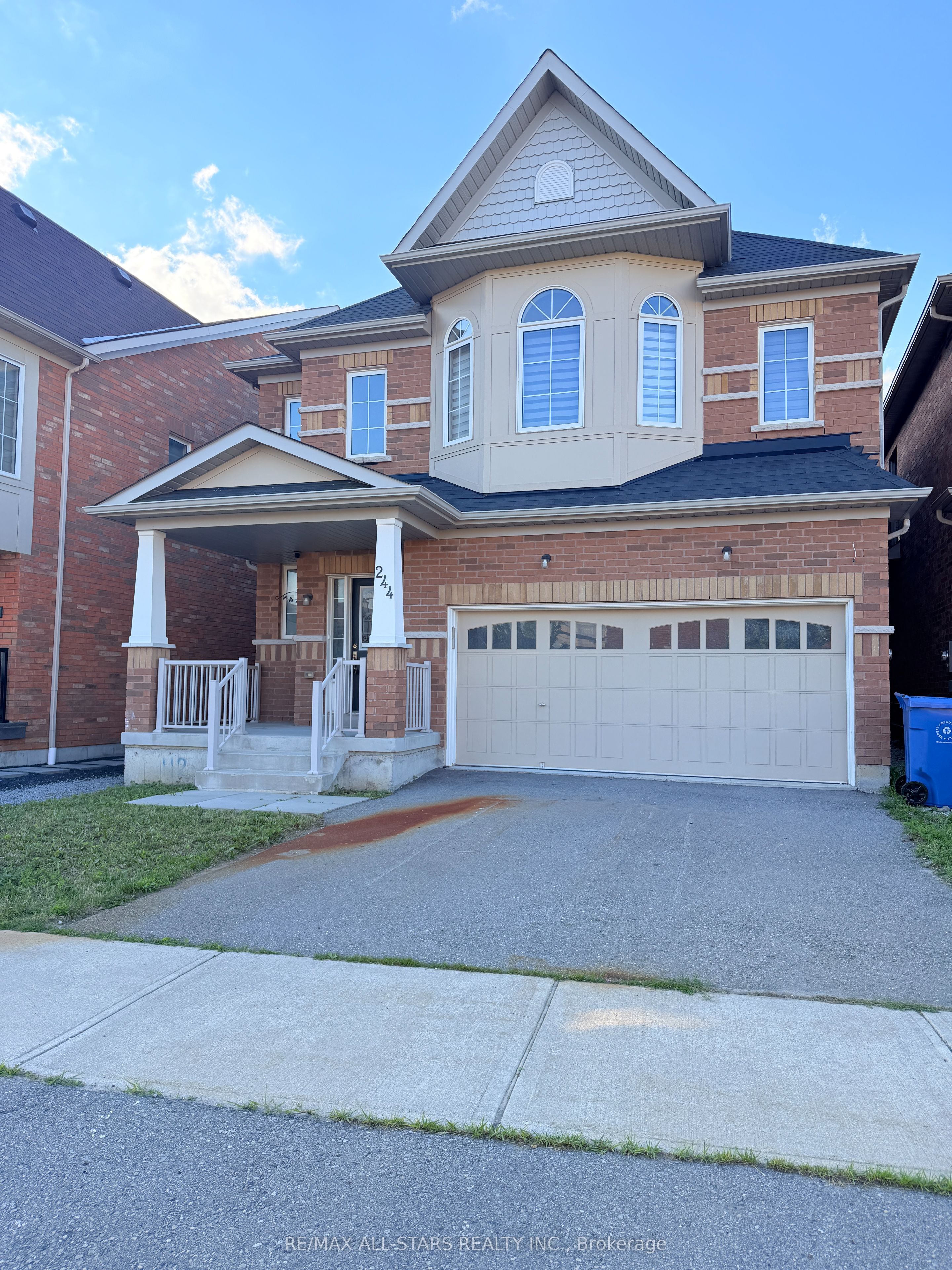 244 Greenwood Road, Whitchurch-Stouffville, ON L4A 4N8 photo 2
