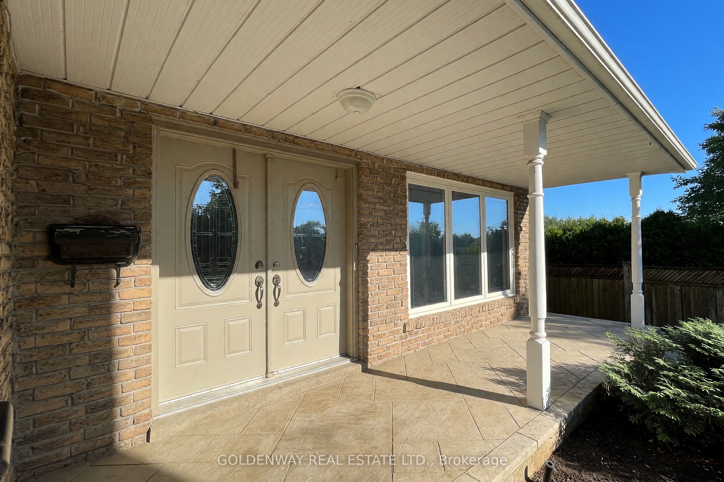 3 Sir Lancelot Drive, Markham, ON L3P 3S3 photo 2