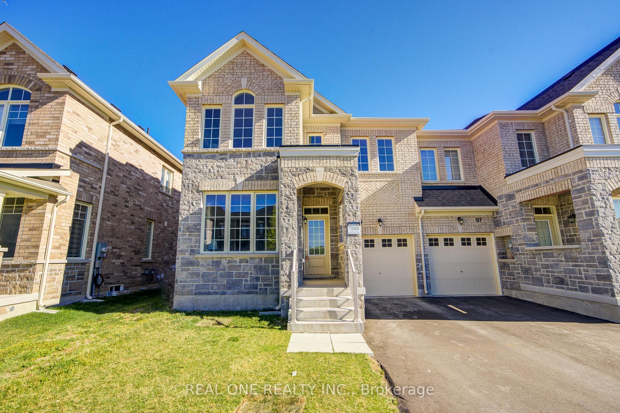 99 Kenneth Rogers Crescent, East Gwillimbury, ON L9N 1S5 photo 4