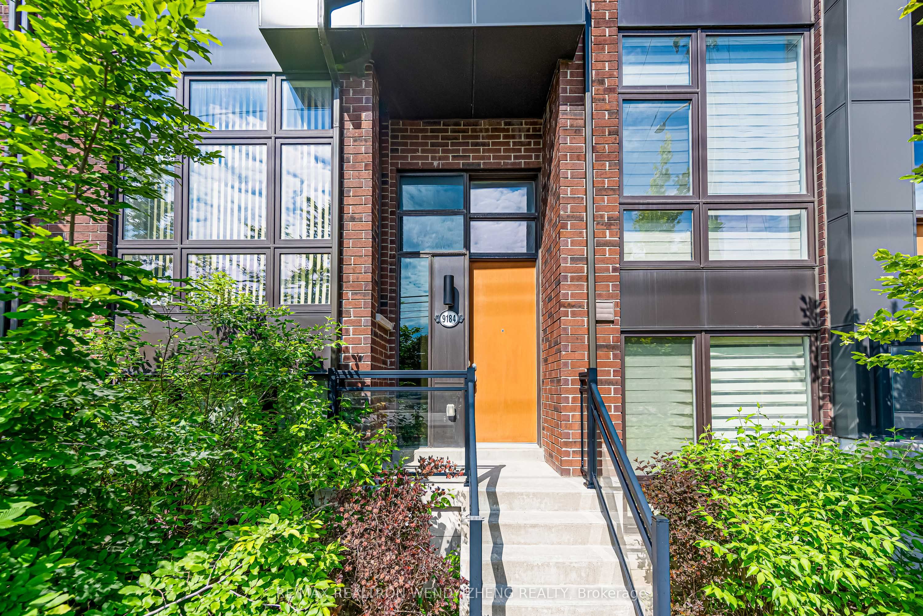 9184 Bathurst Street, Vaughan, ON L4J 0K1 photo 3