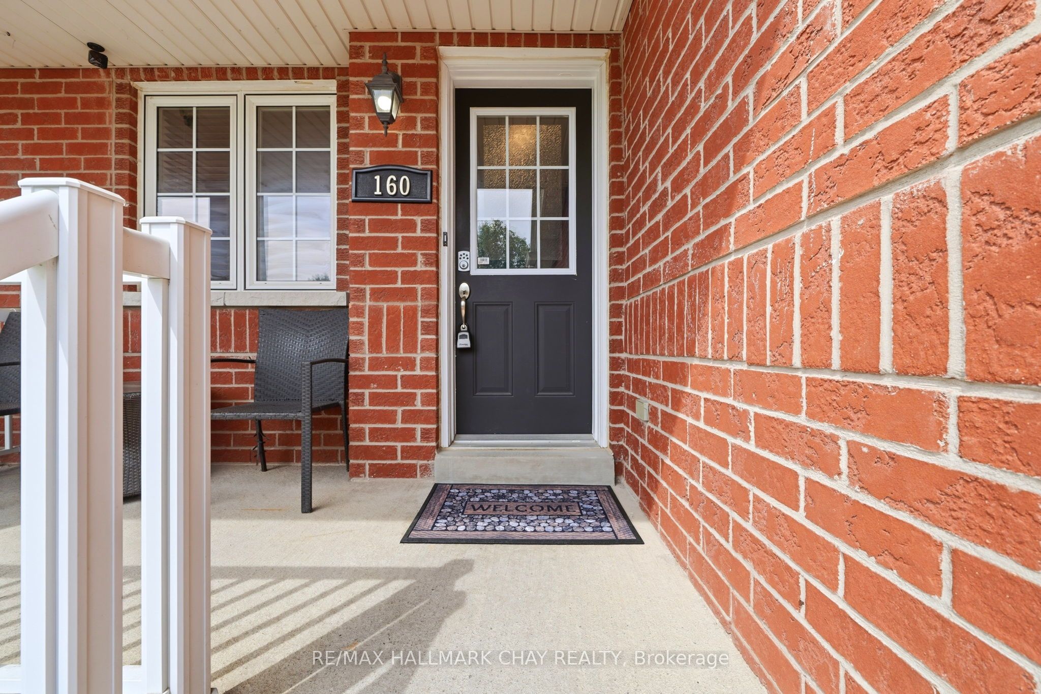 160 Stonemount Crescent, Essa, ON L0M 1B4 photo 4