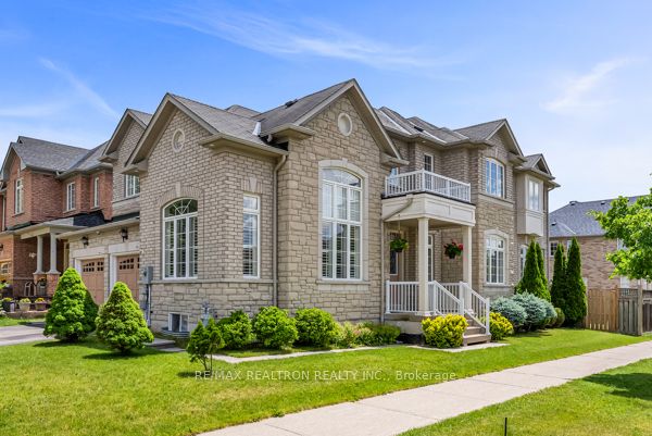 86 Batchford Crescent, Markham, ON L6B 0C2