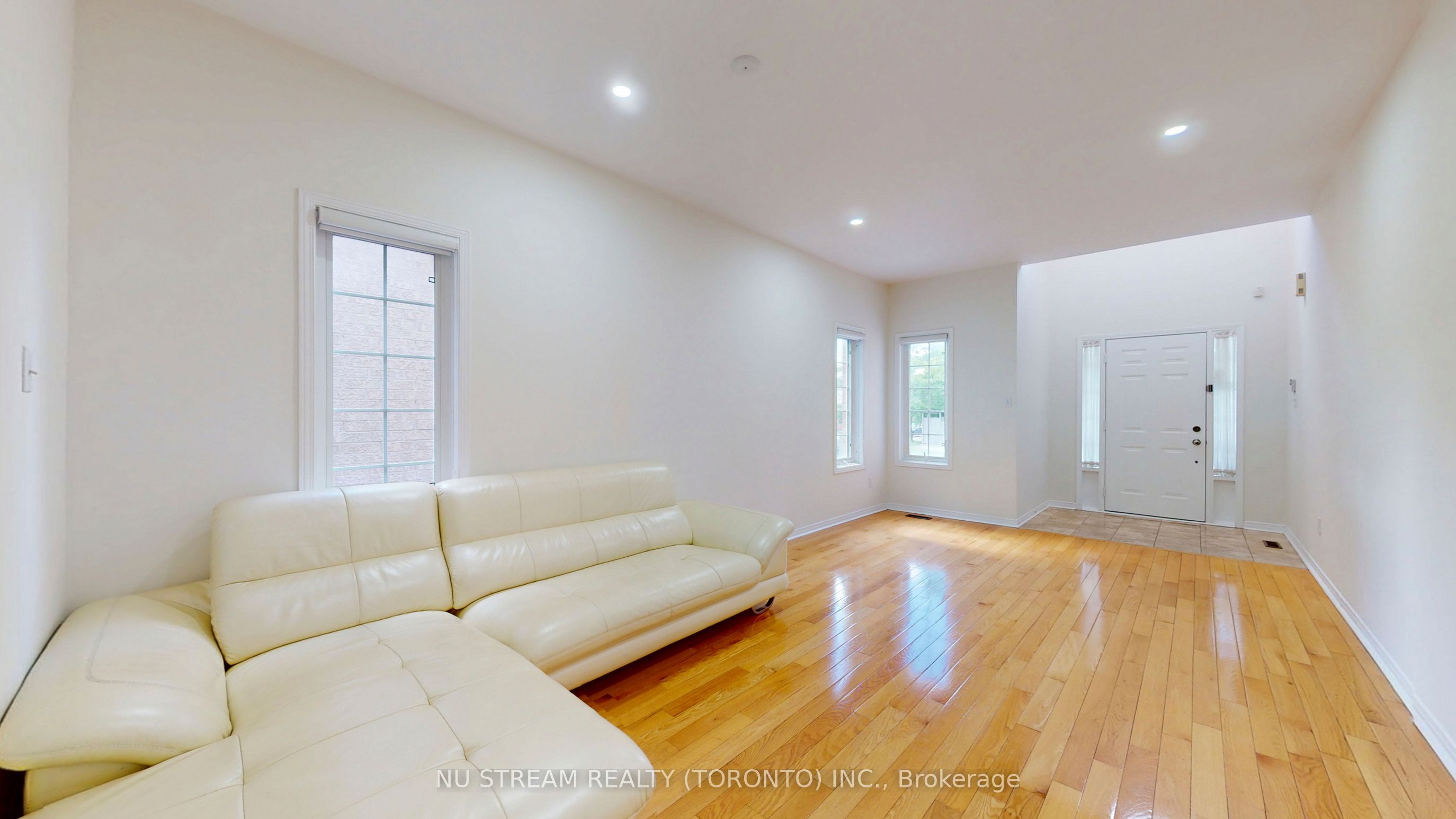 125 Peshawar Avenue, Markham, ON L3R 4R1 photo 4