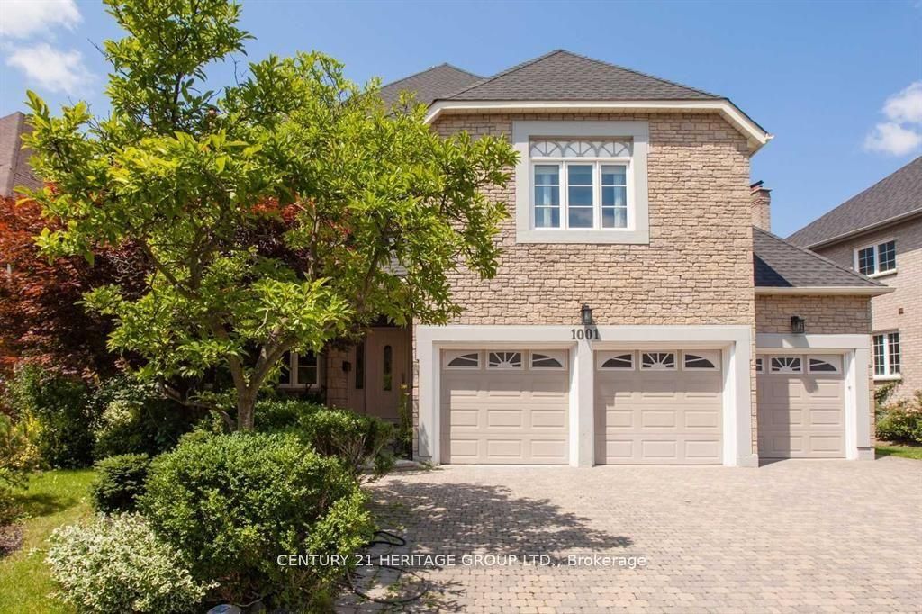 1001 Lockwood Circle, Newmarket, ON L3X 1M1