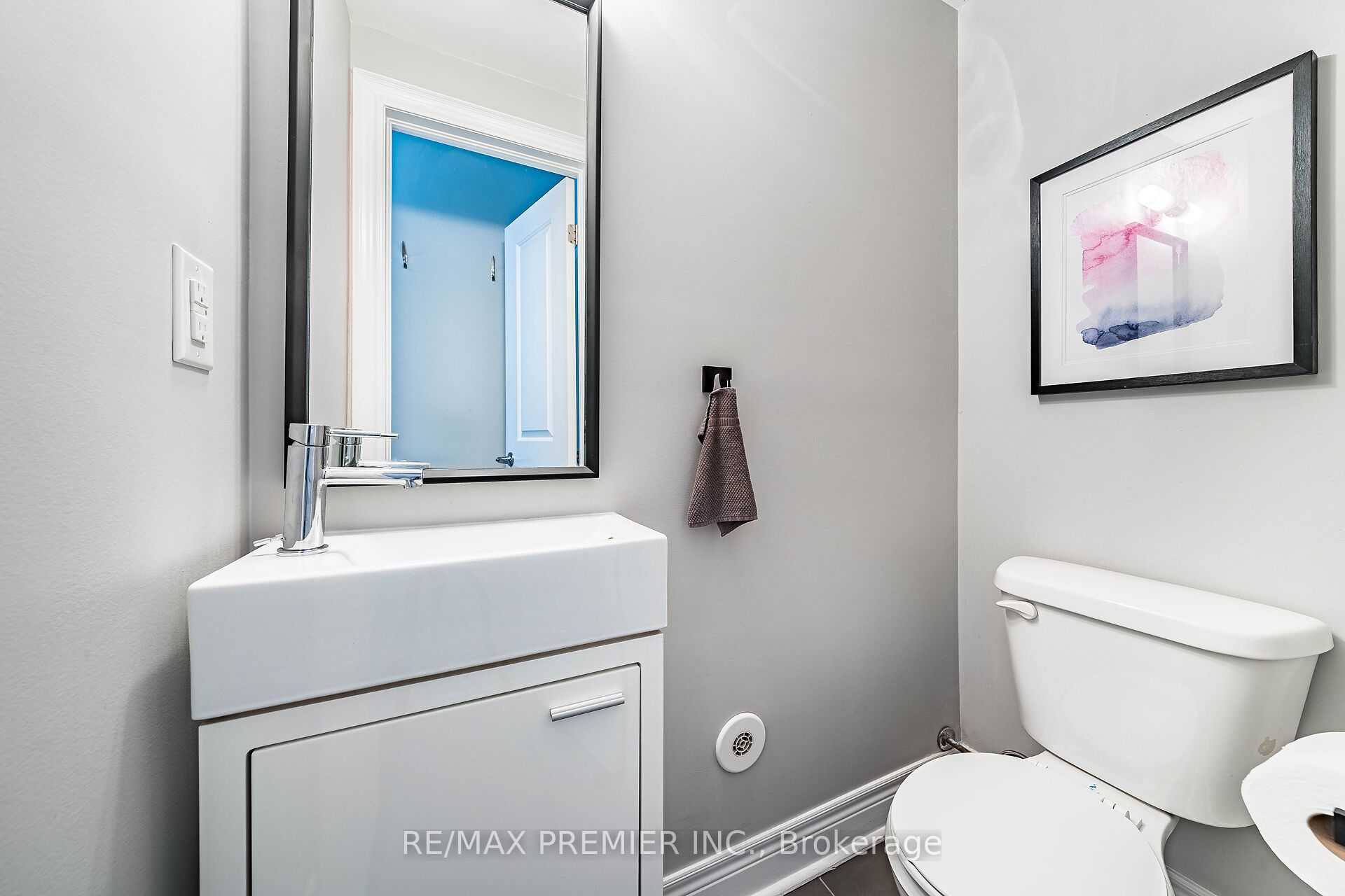 8321 Kipling Avenue 16, Vaughan, ON L4L 2A7 photo 4