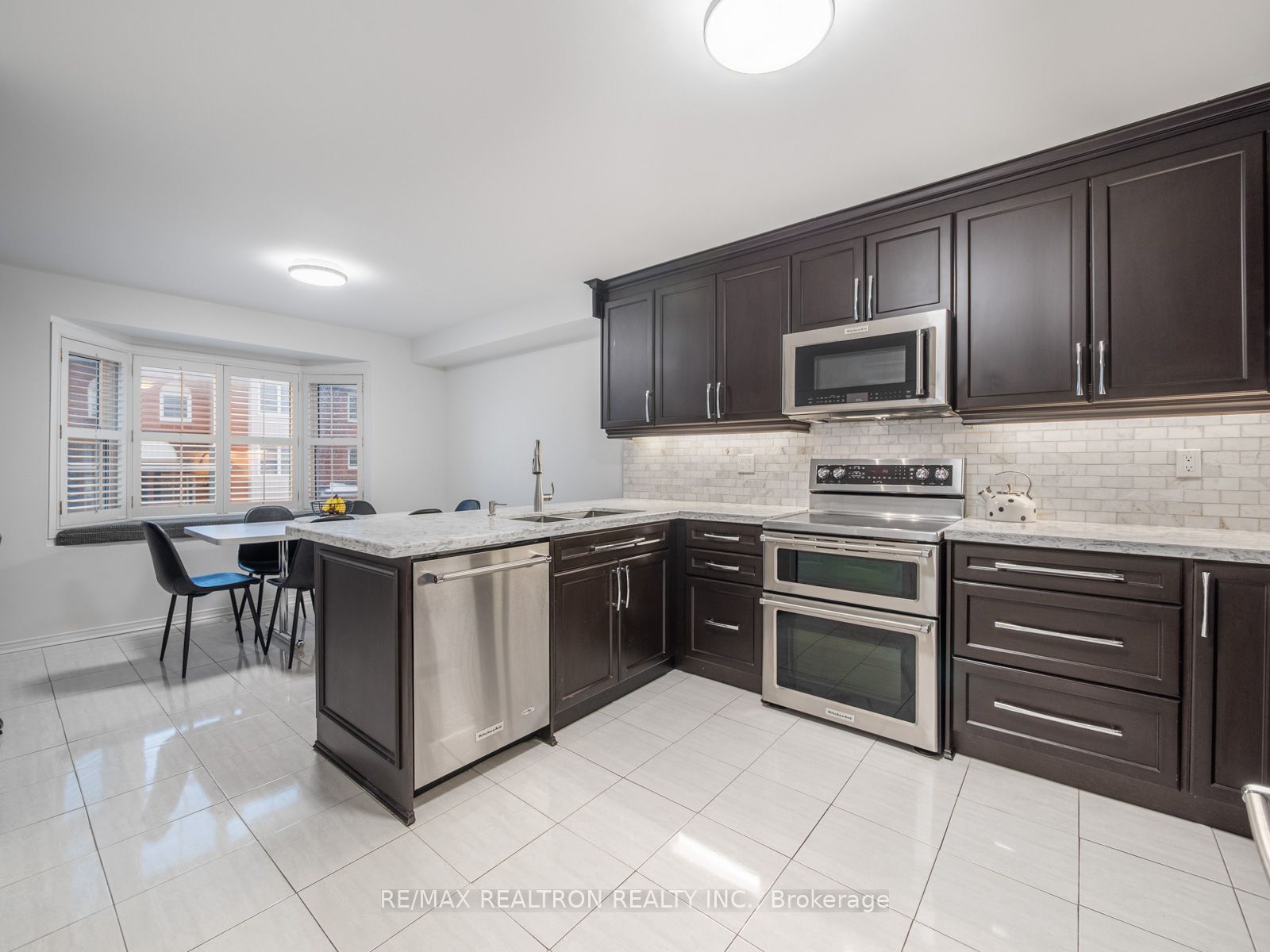 114 Leah Crescent 39, Vaughan, ON L4J 8C3 photo 5