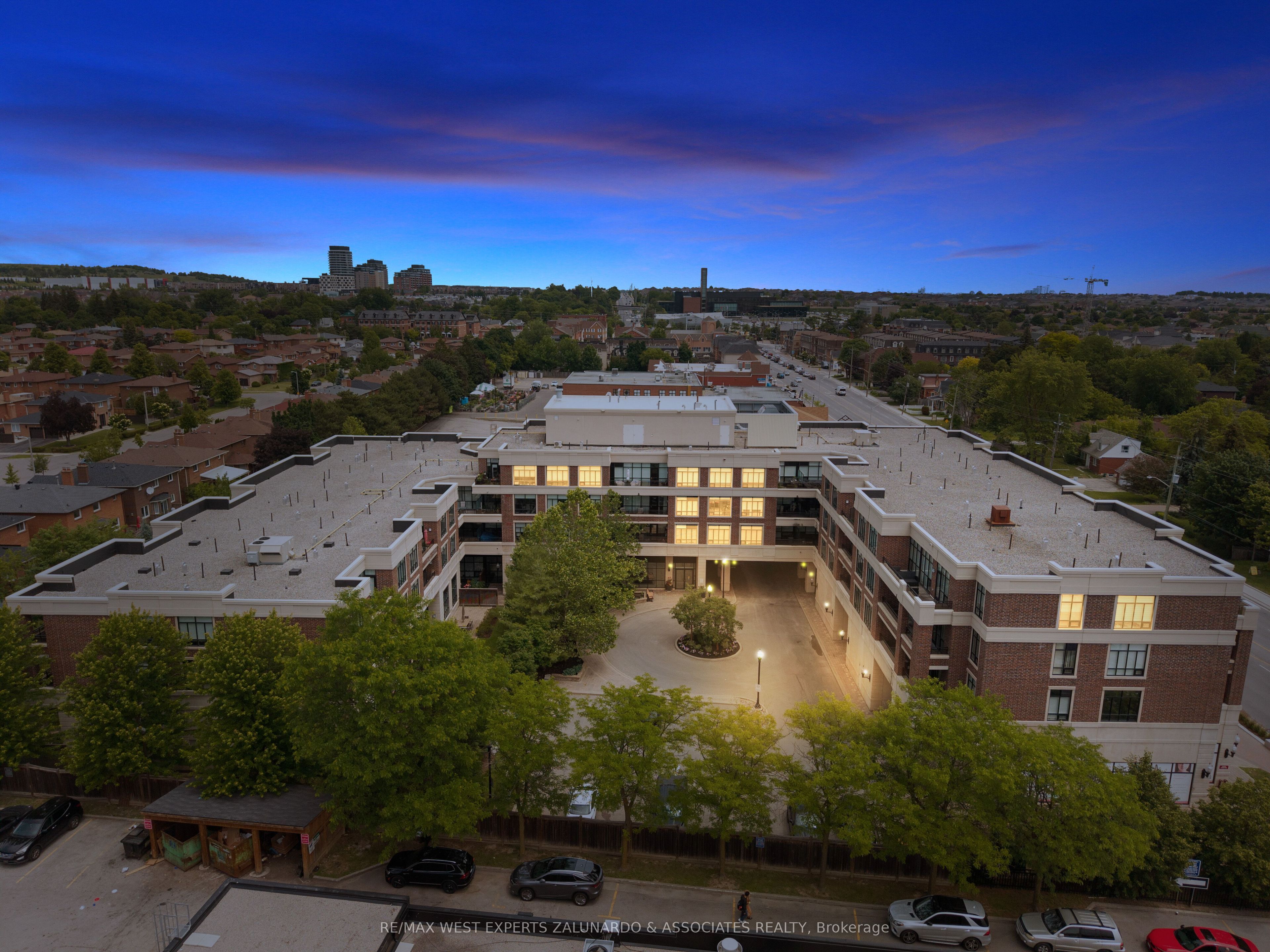 2396 Major Mackenzie Drive 207, Vaughan, ON L6A 4Y1 photo 3