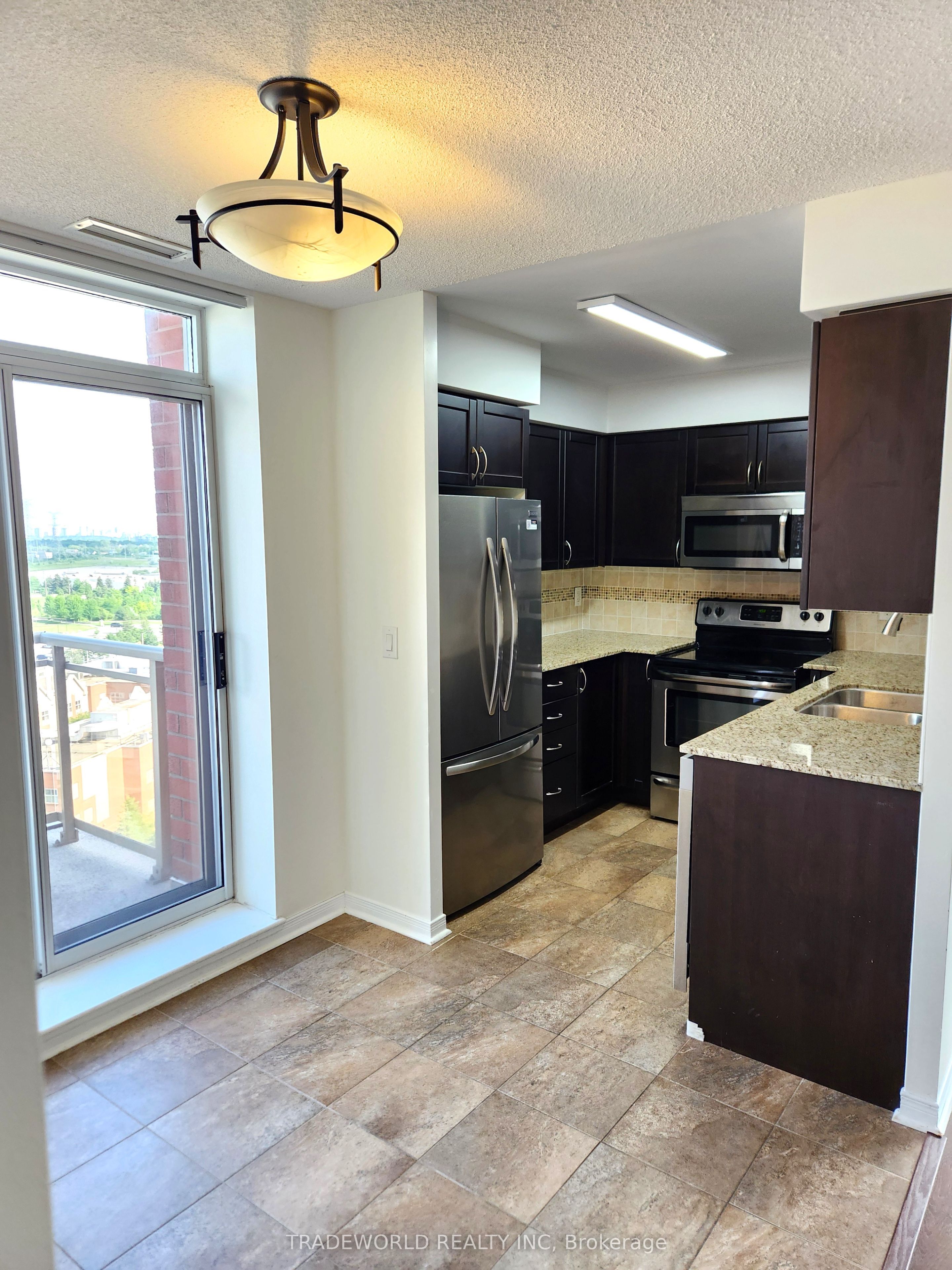 73 King William Crescent Ph4, Richmond Hill, ON L4B 0C2 photo 4