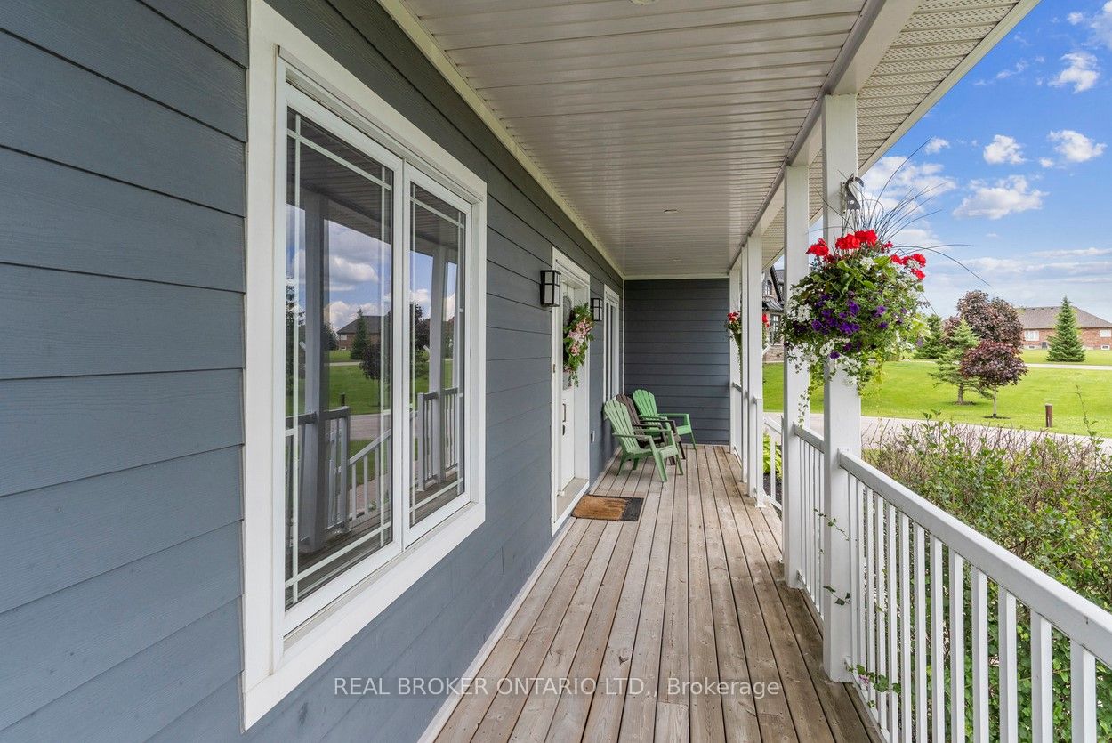 27 Bagshaw Crescent, Uxbridge, ON L9P 0A9 photo 4